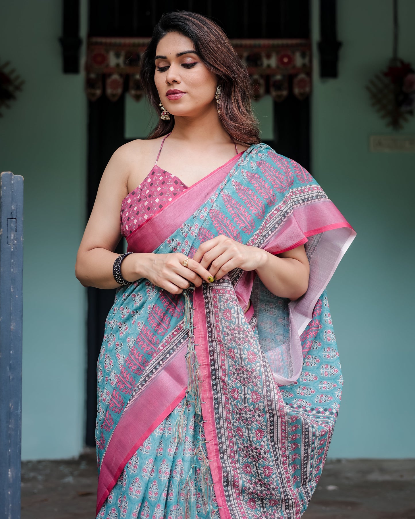 KASHVI PURE LINEN SAREE