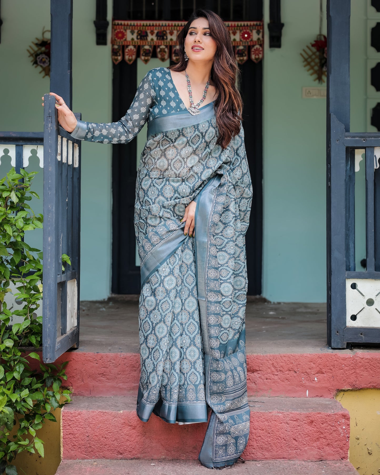KASHVI PURE LINEN SAREE