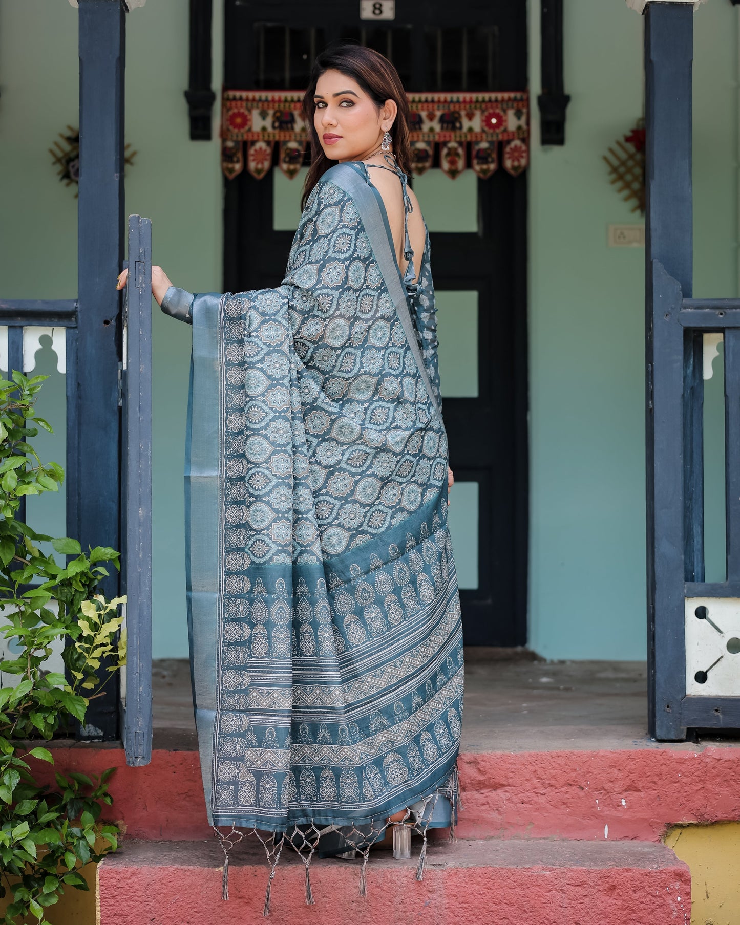 KASHVI PURE LINEN SAREE