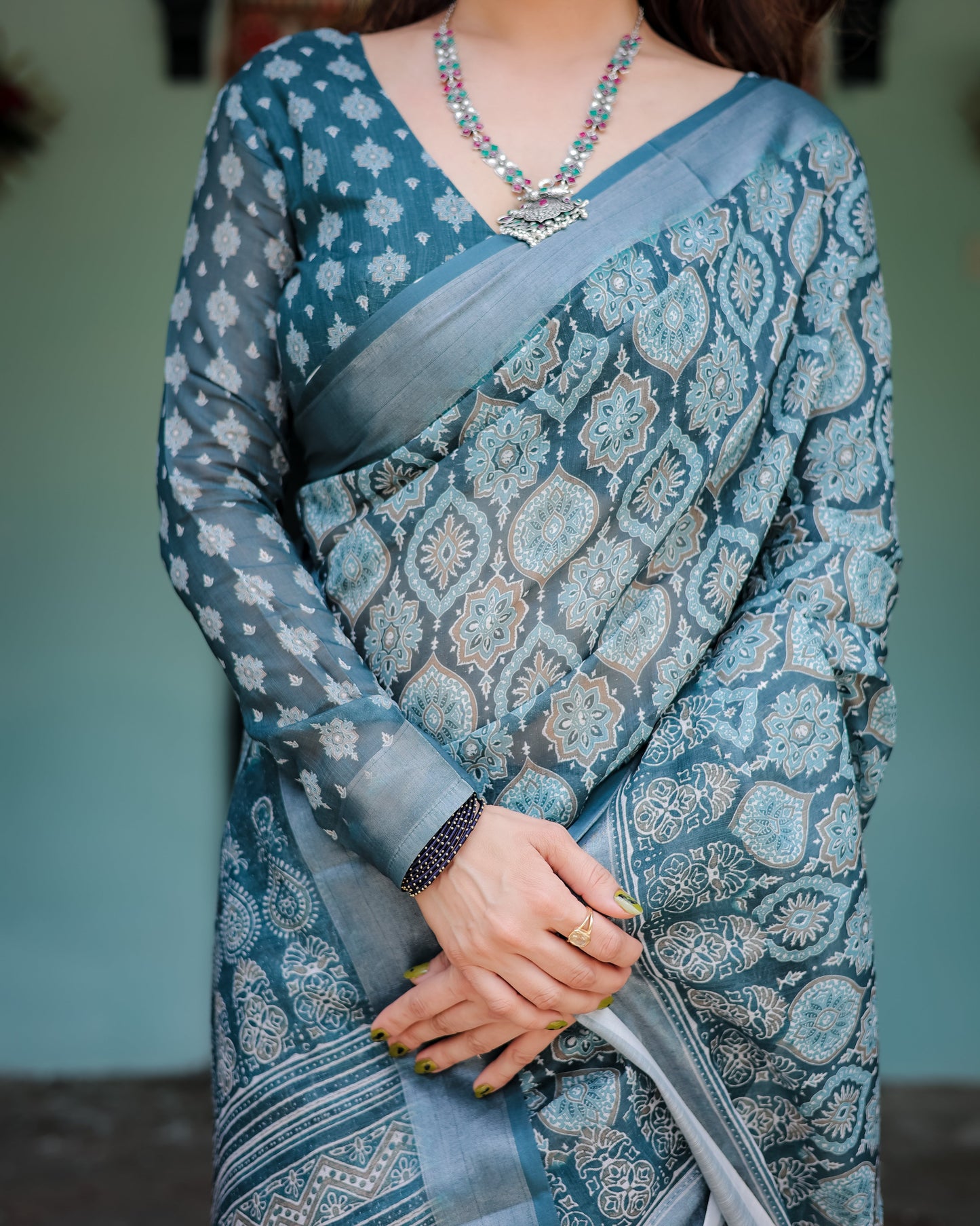 KASHVI PURE LINEN SAREE