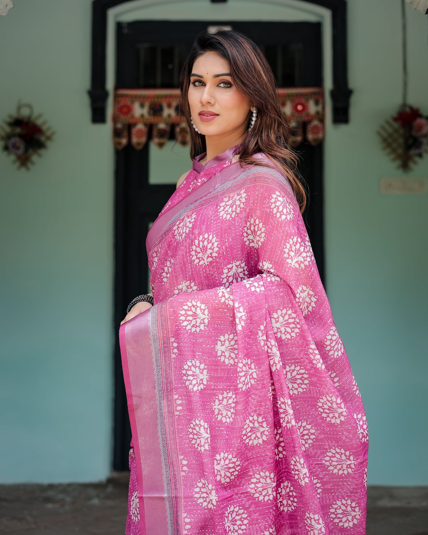 KASHVI PURE LINEN SAREE