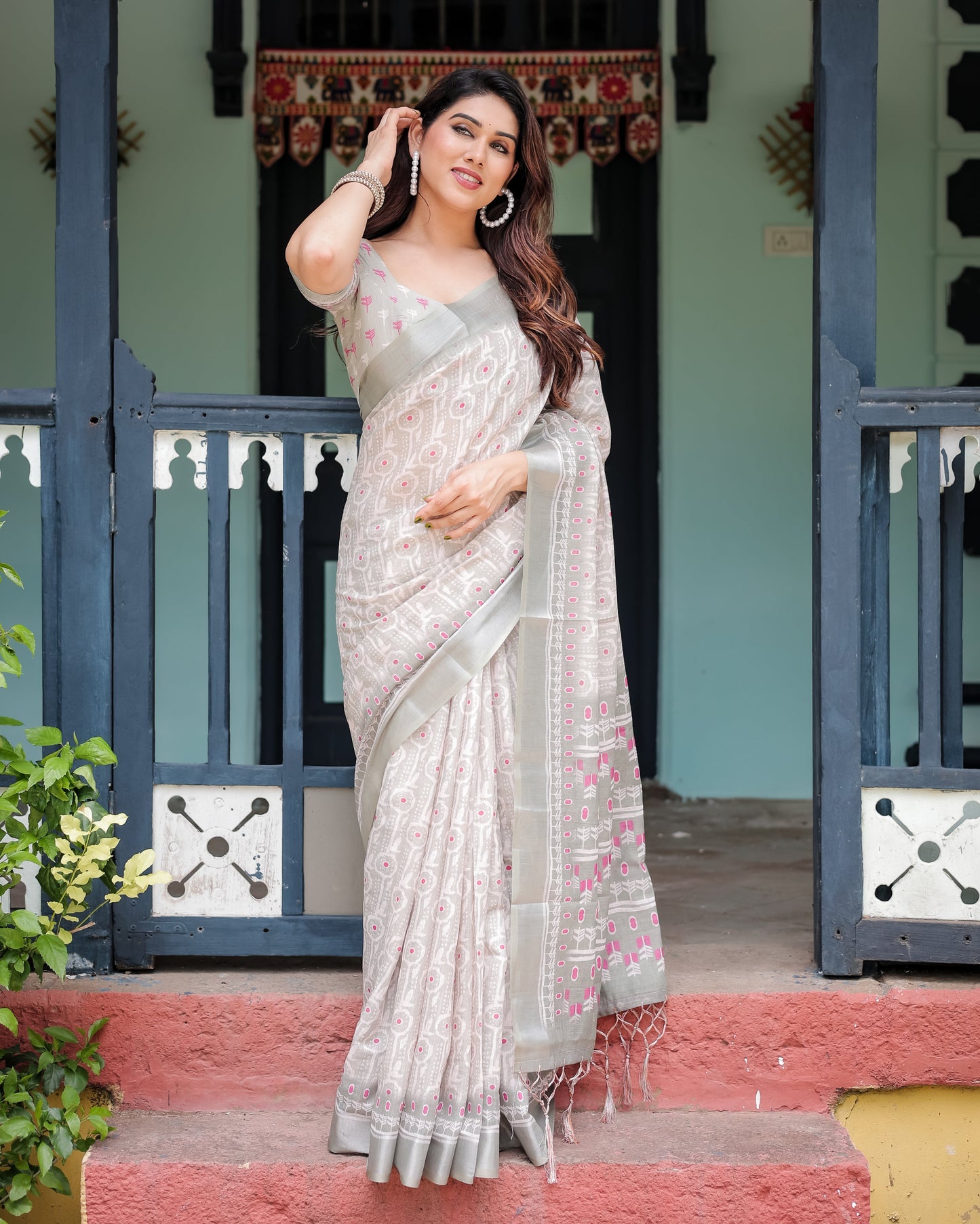 KASHVI PURE LINEN SAREE