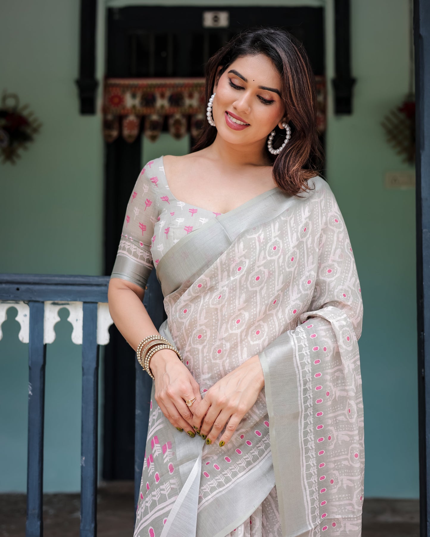KASHVI PURE LINEN SAREE