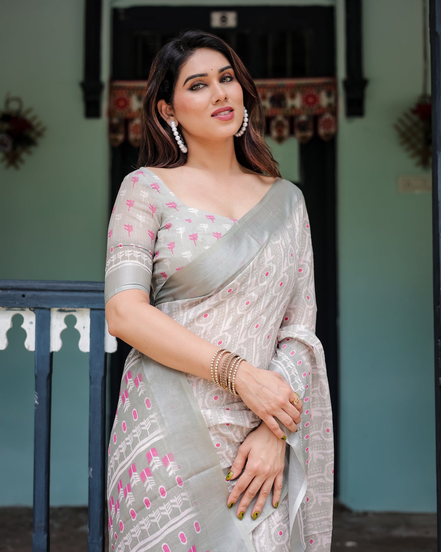 KASHVI PURE LINEN SAREE