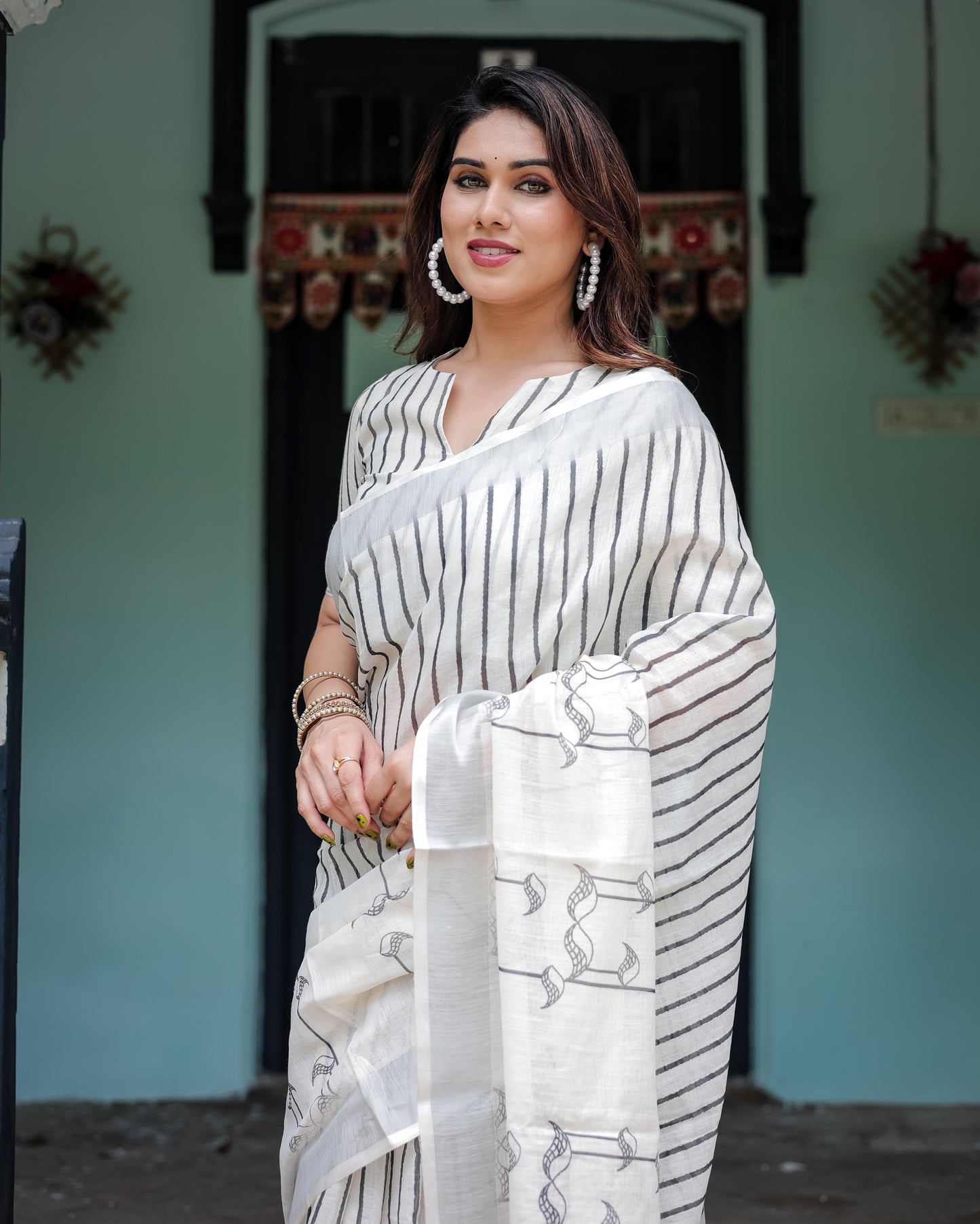 KASHVI PURE LINEN SAREE