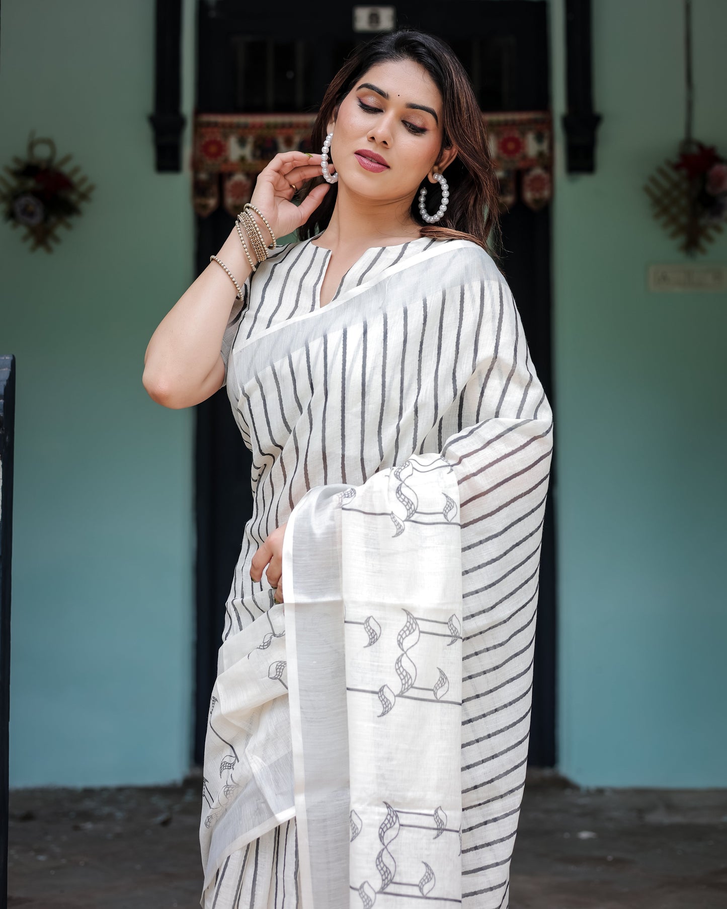 KASHVI PURE LINEN SAREE