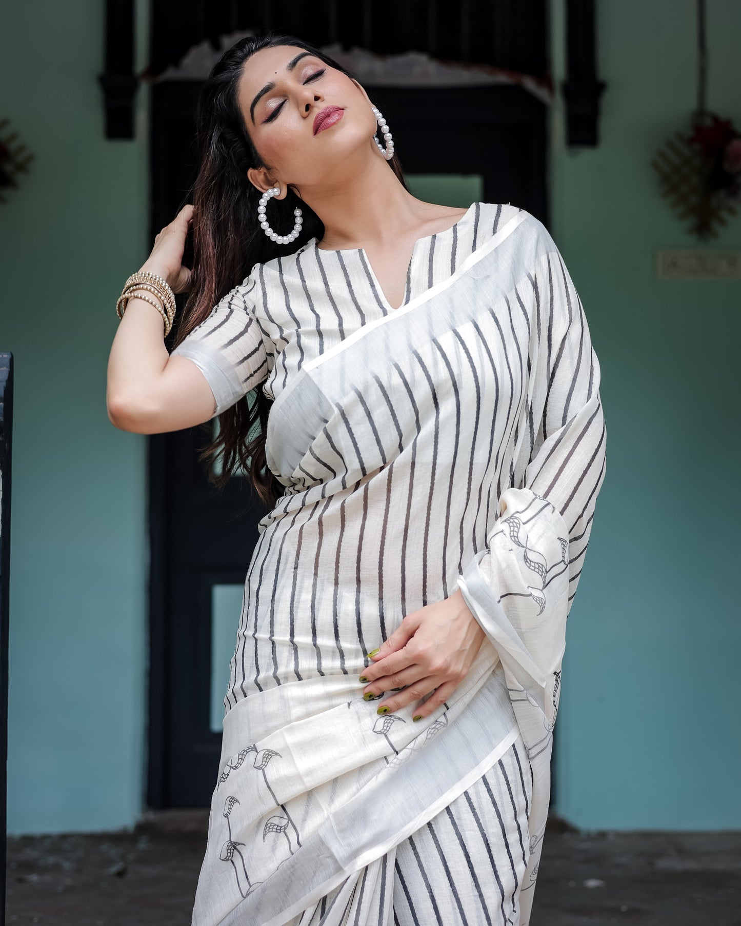 KASHVI PURE LINEN SAREE