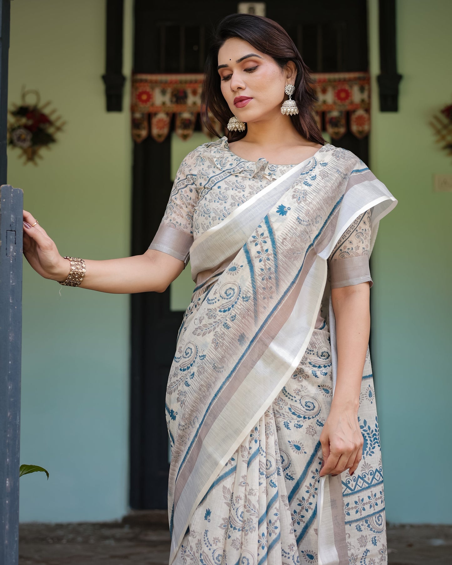 KASHVI PURE LINEN SAREE