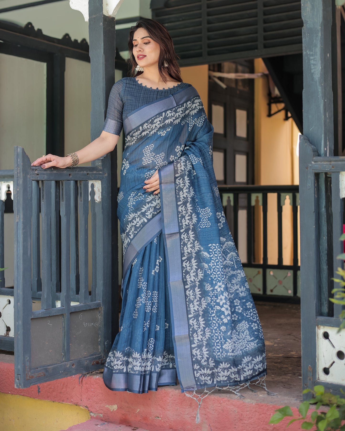 KASHVI PURE LINEN SAREE