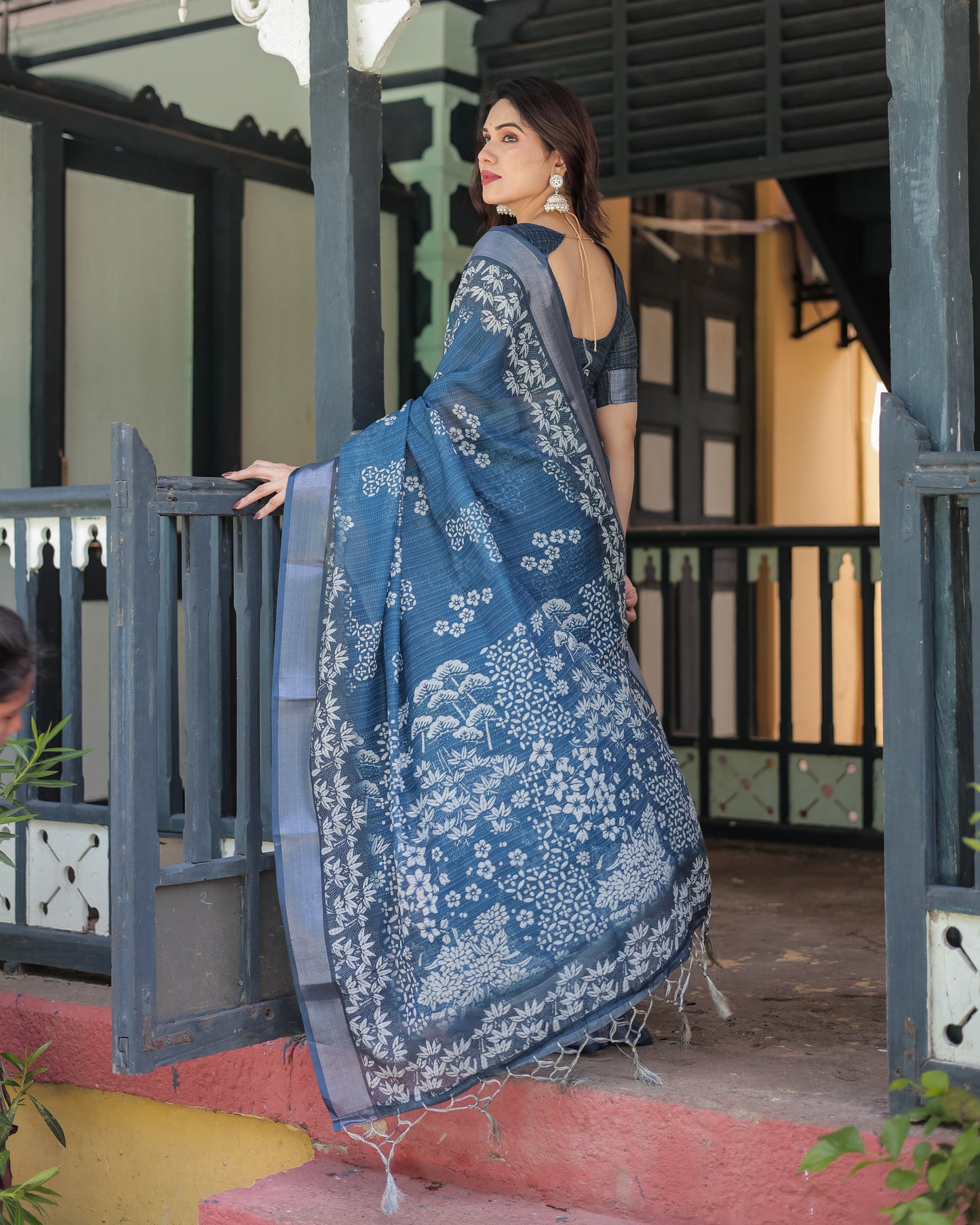 KASHVI PURE LINEN SAREE