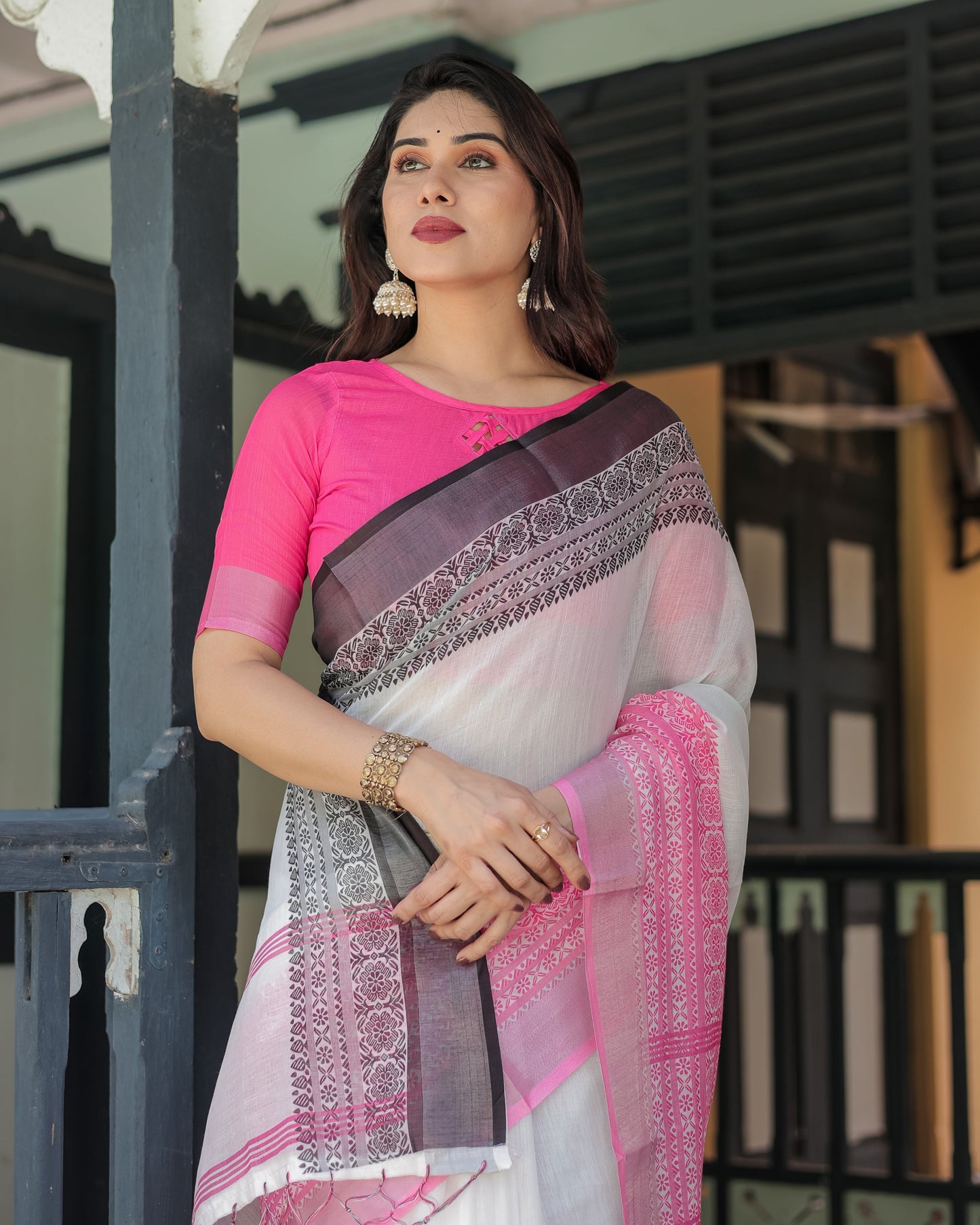 KASHVI PURE LINEN SAREE