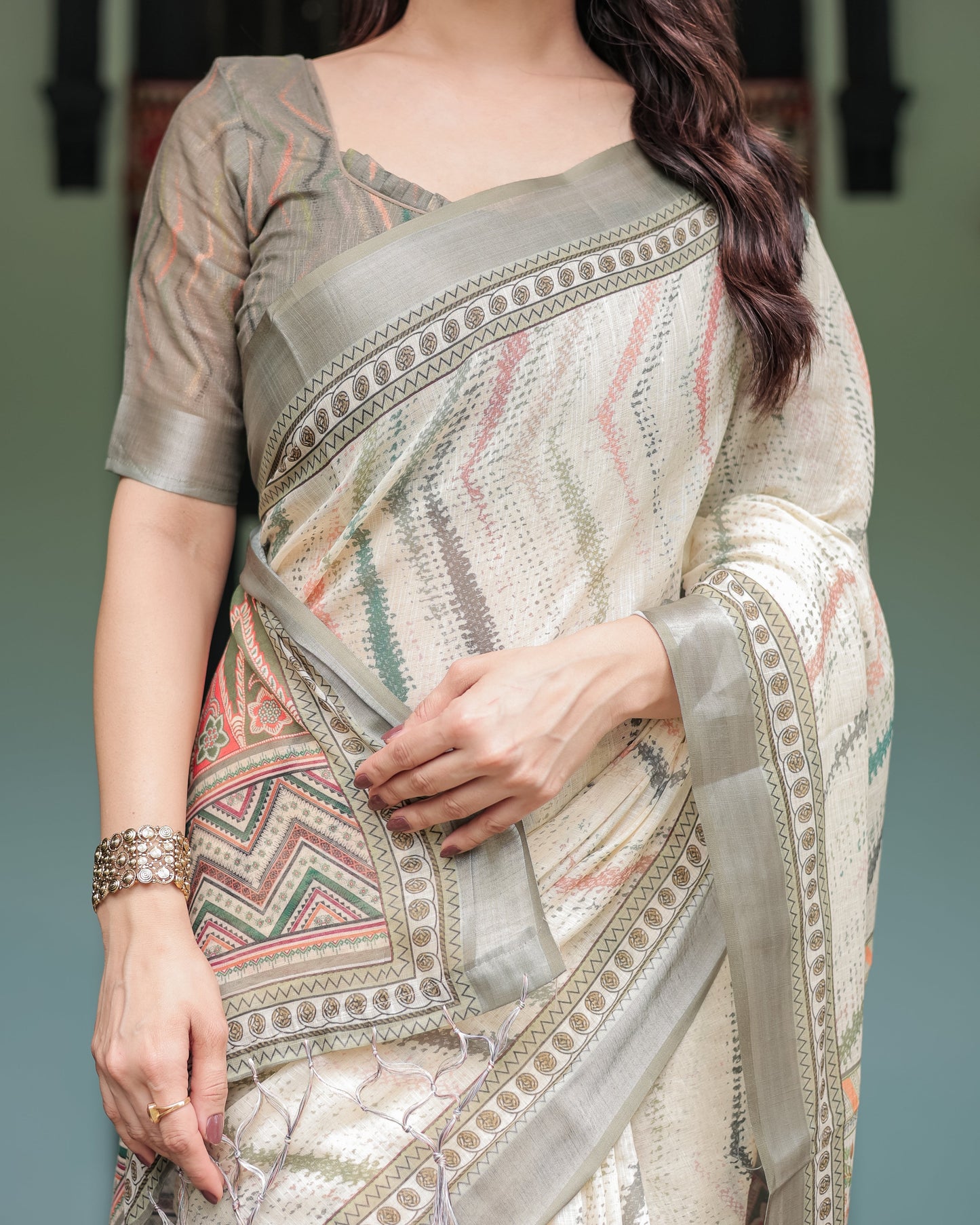 KASHVI PURE LINEN SAREE