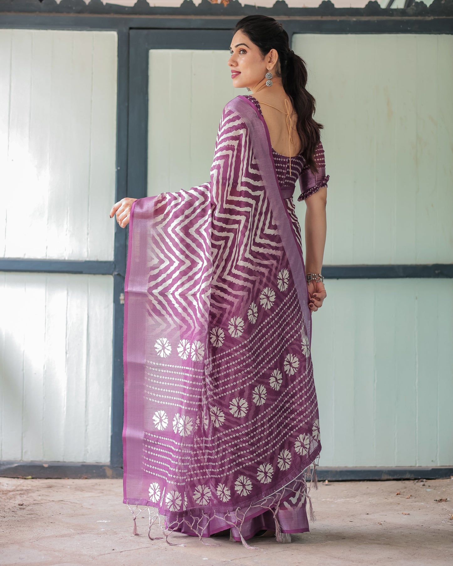 KASHVI PURE LINEN SAREE