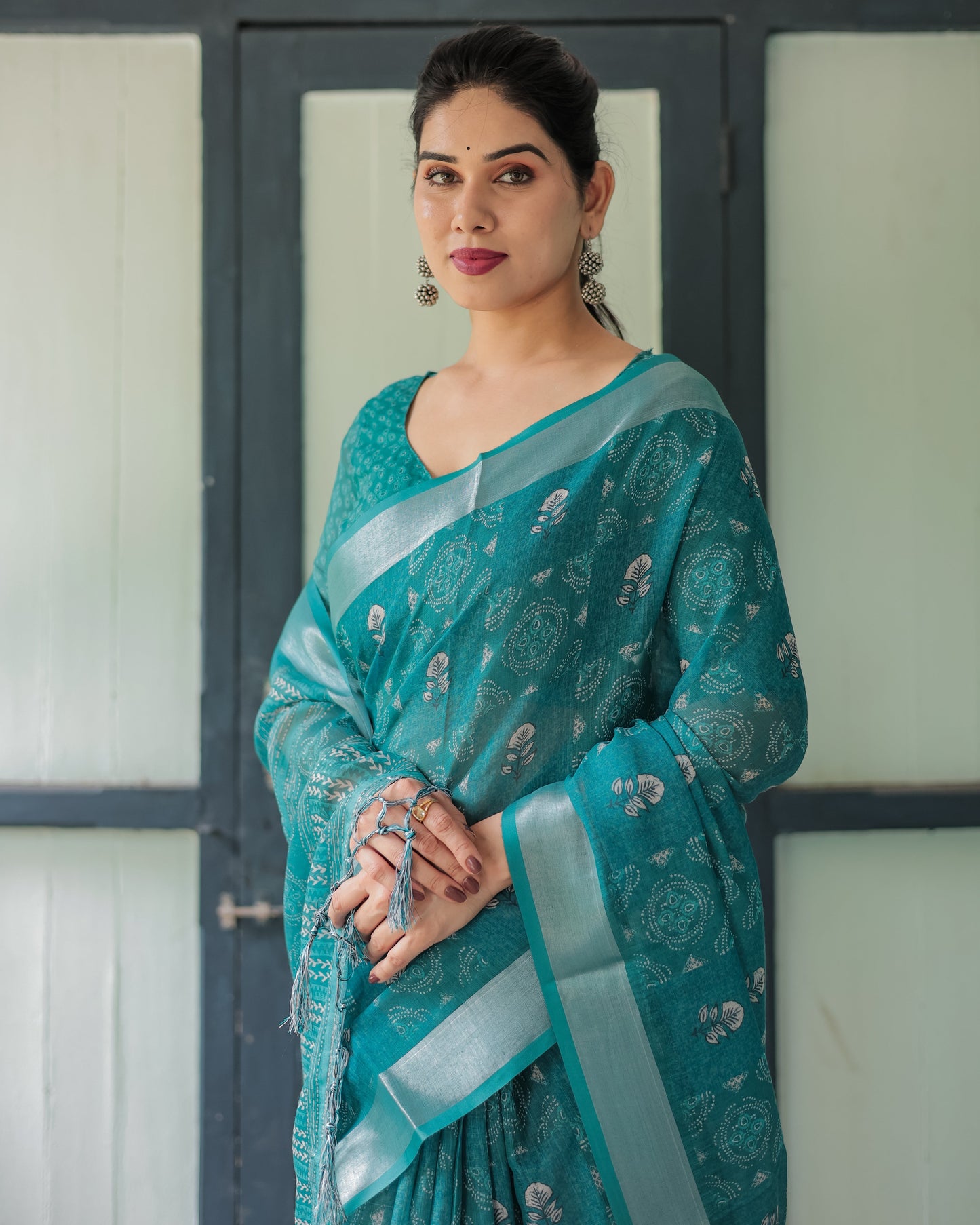 KASHVI PURE LINEN SAREE