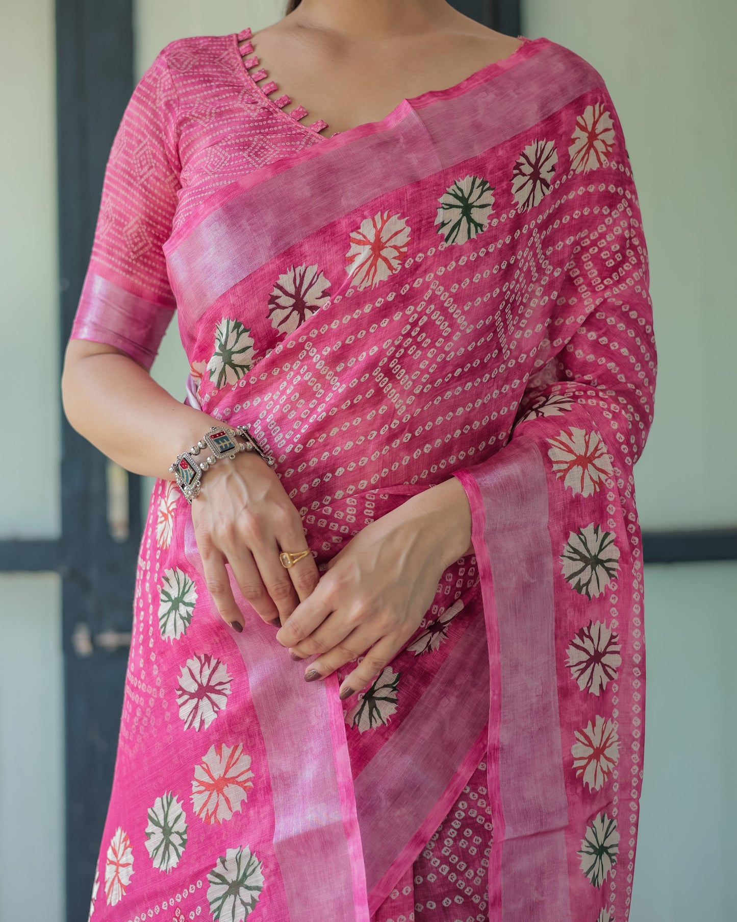 KASHVI PURE LINEN SAREE