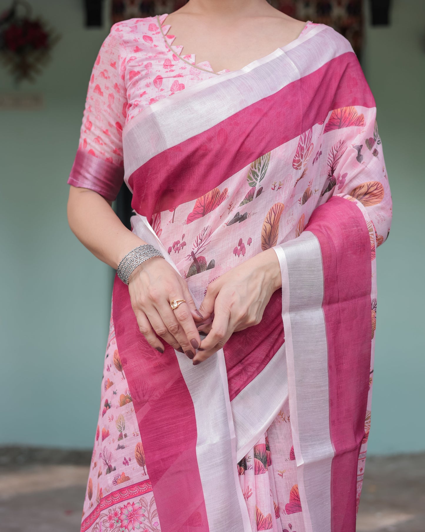 KASHVI PURE LINEN SAREE
