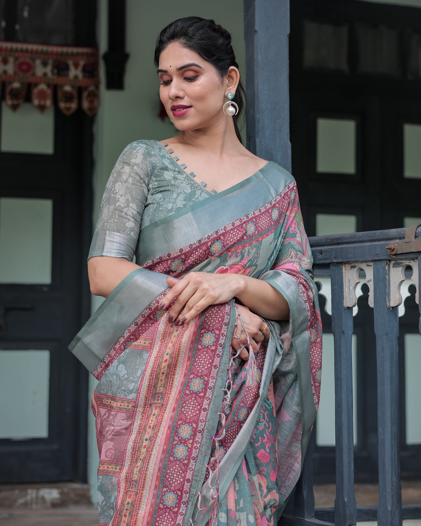 KASHVI PURE LINEN SAREE