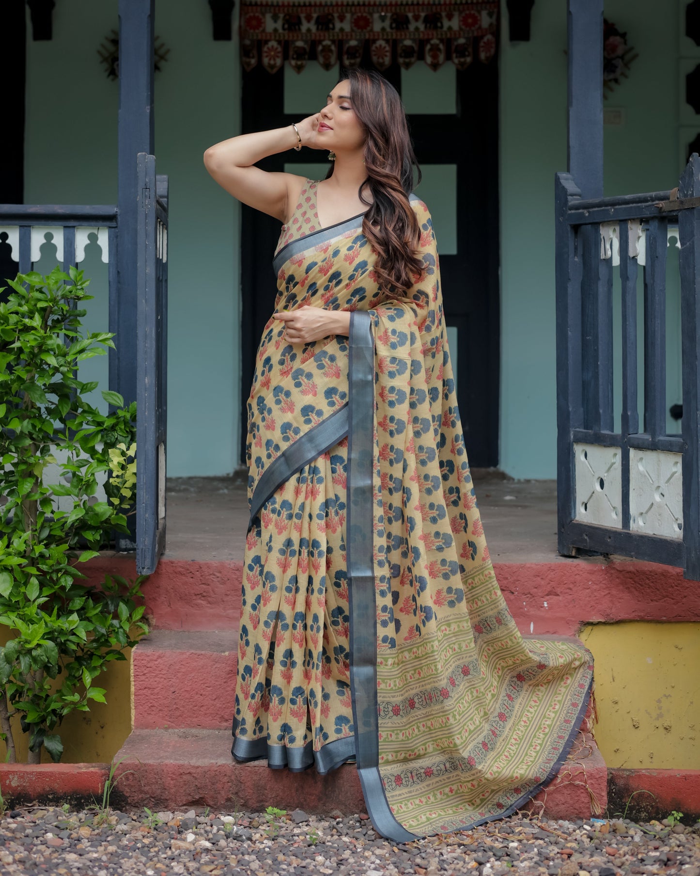 KASHVI PURE LINEN SAREE