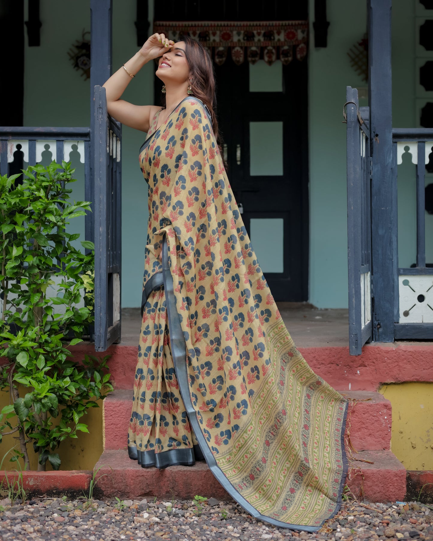 KASHVI PURE LINEN SAREE
