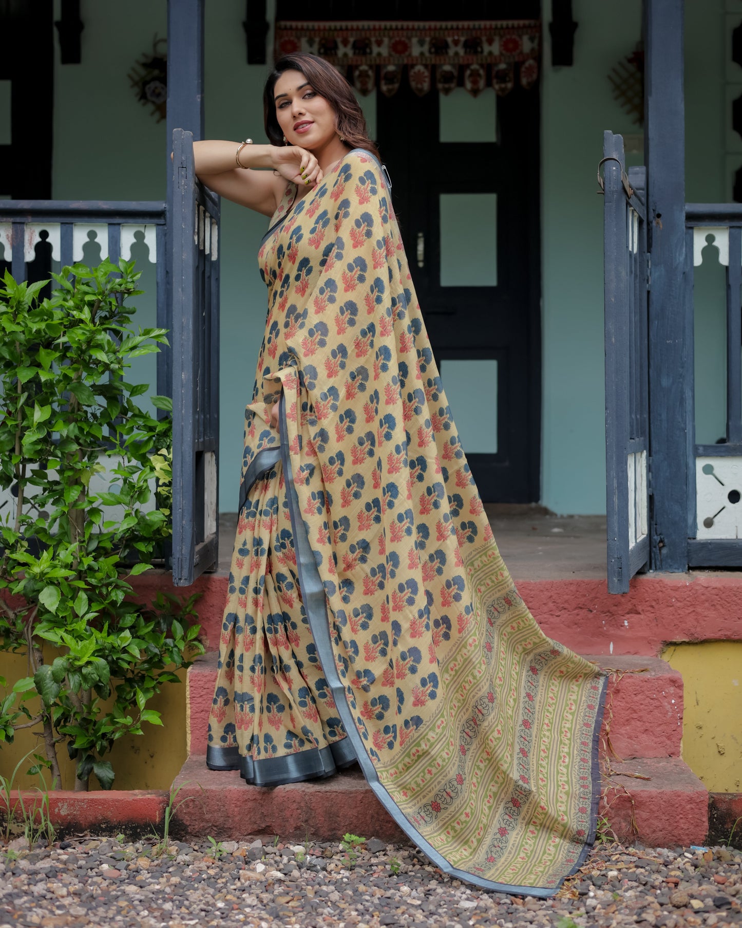 KASHVI PURE LINEN SAREE
