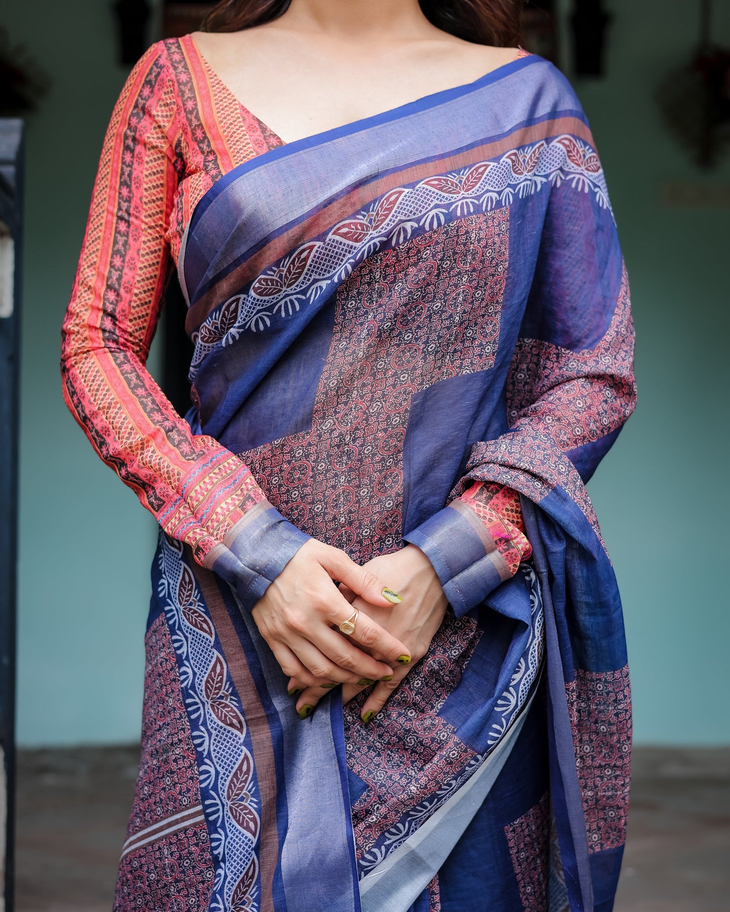 KASHVI PURE LINEN SAREE