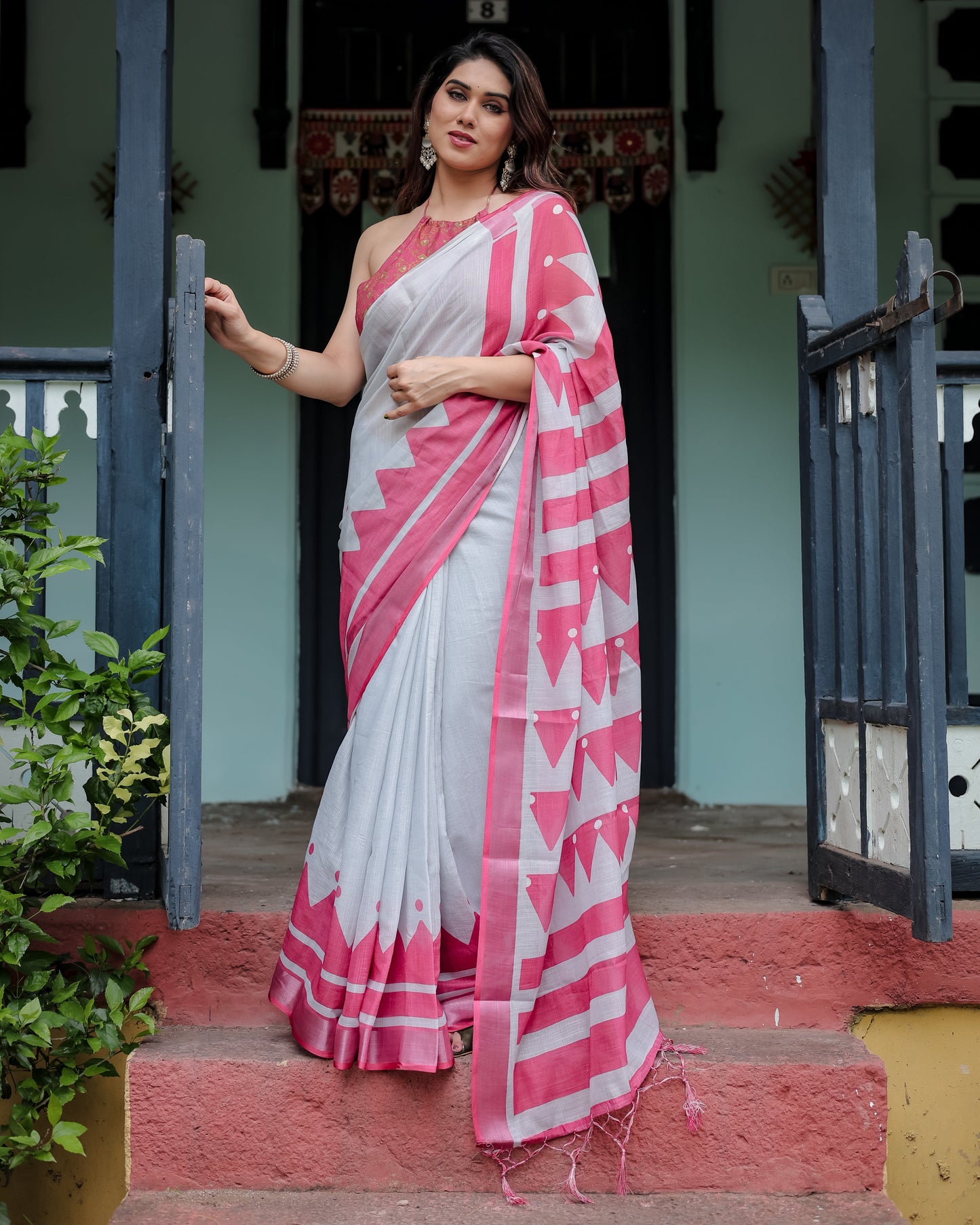 KASHVI PURE LINEN SAREE