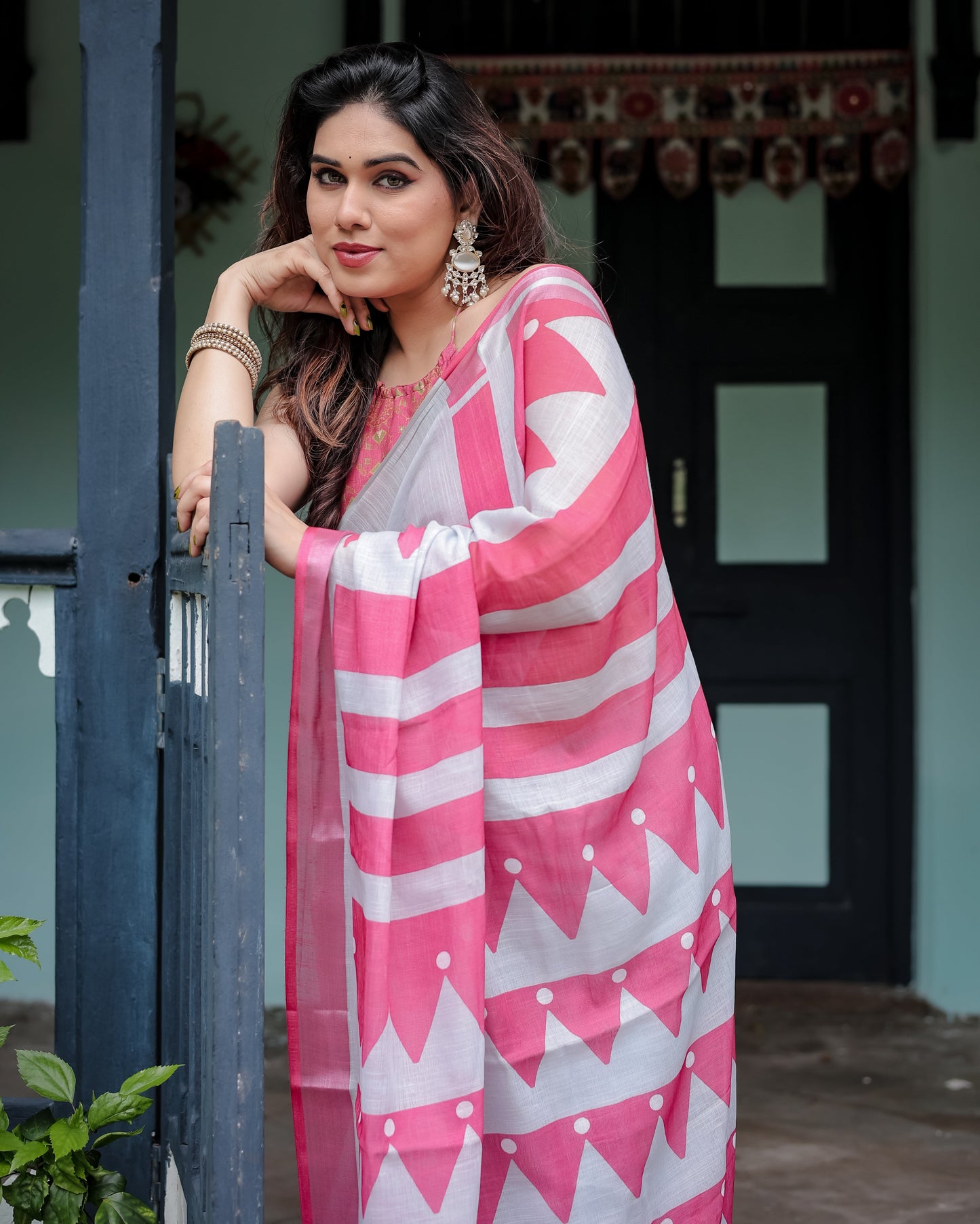 KASHVI PURE LINEN SAREE