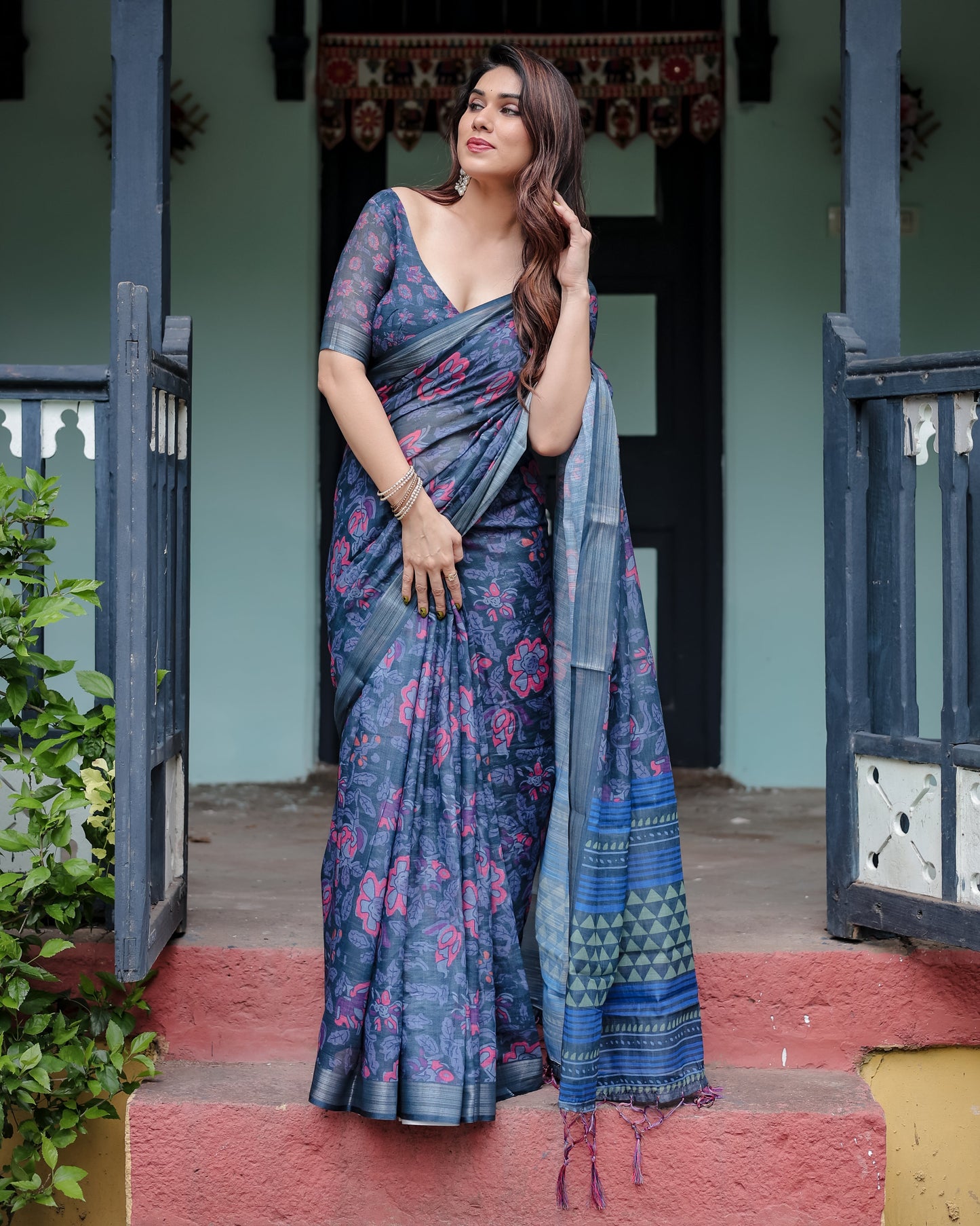 KASHVI PURE LINEN SAREE