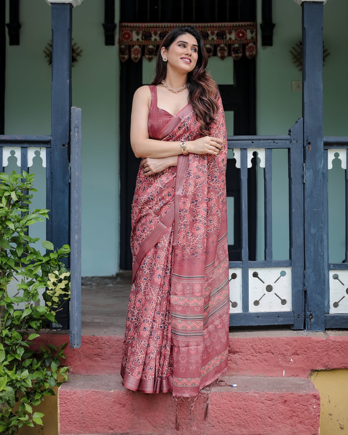 KASHVI PURE LINEN SAREE