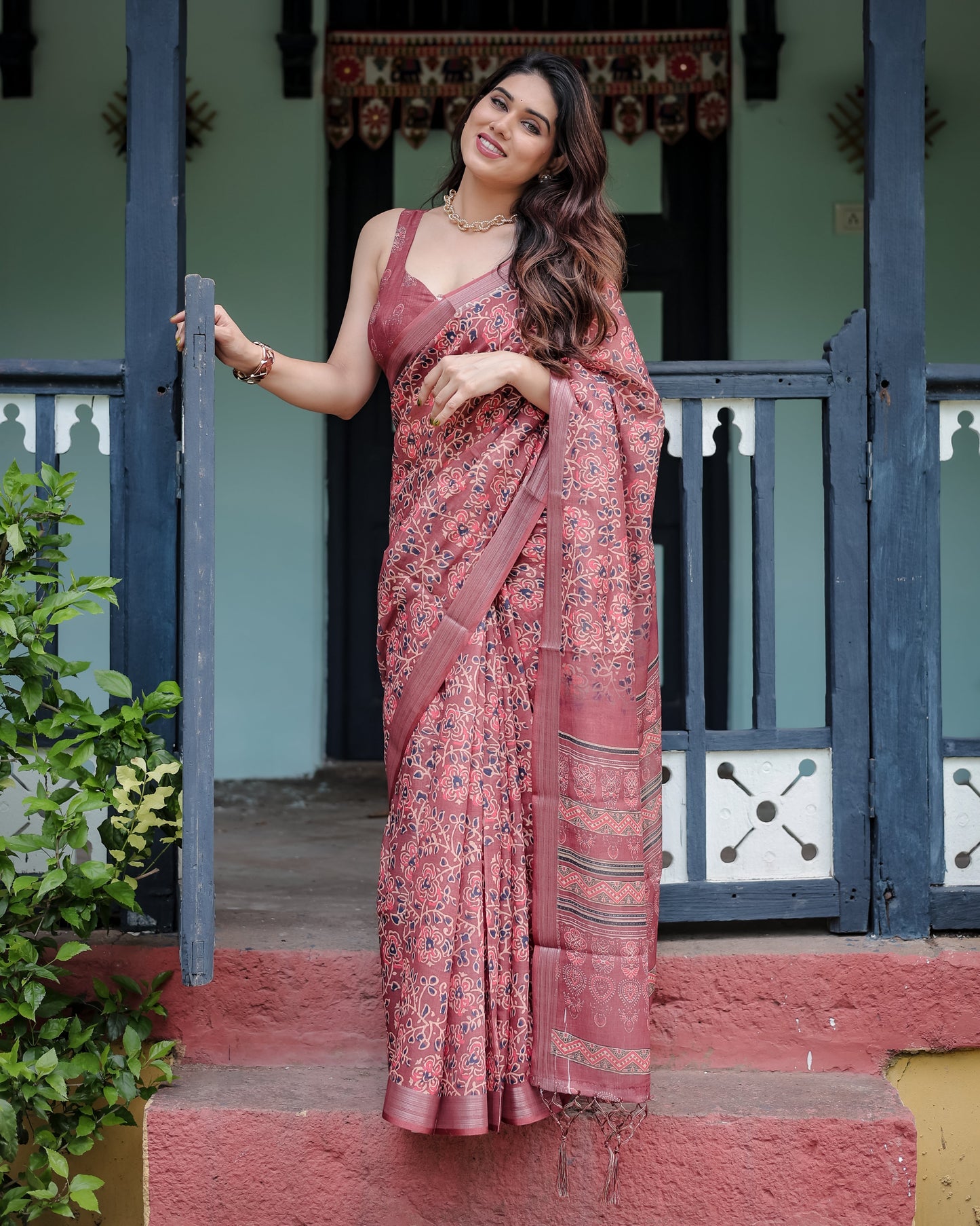 KASHVI PURE LINEN SAREE