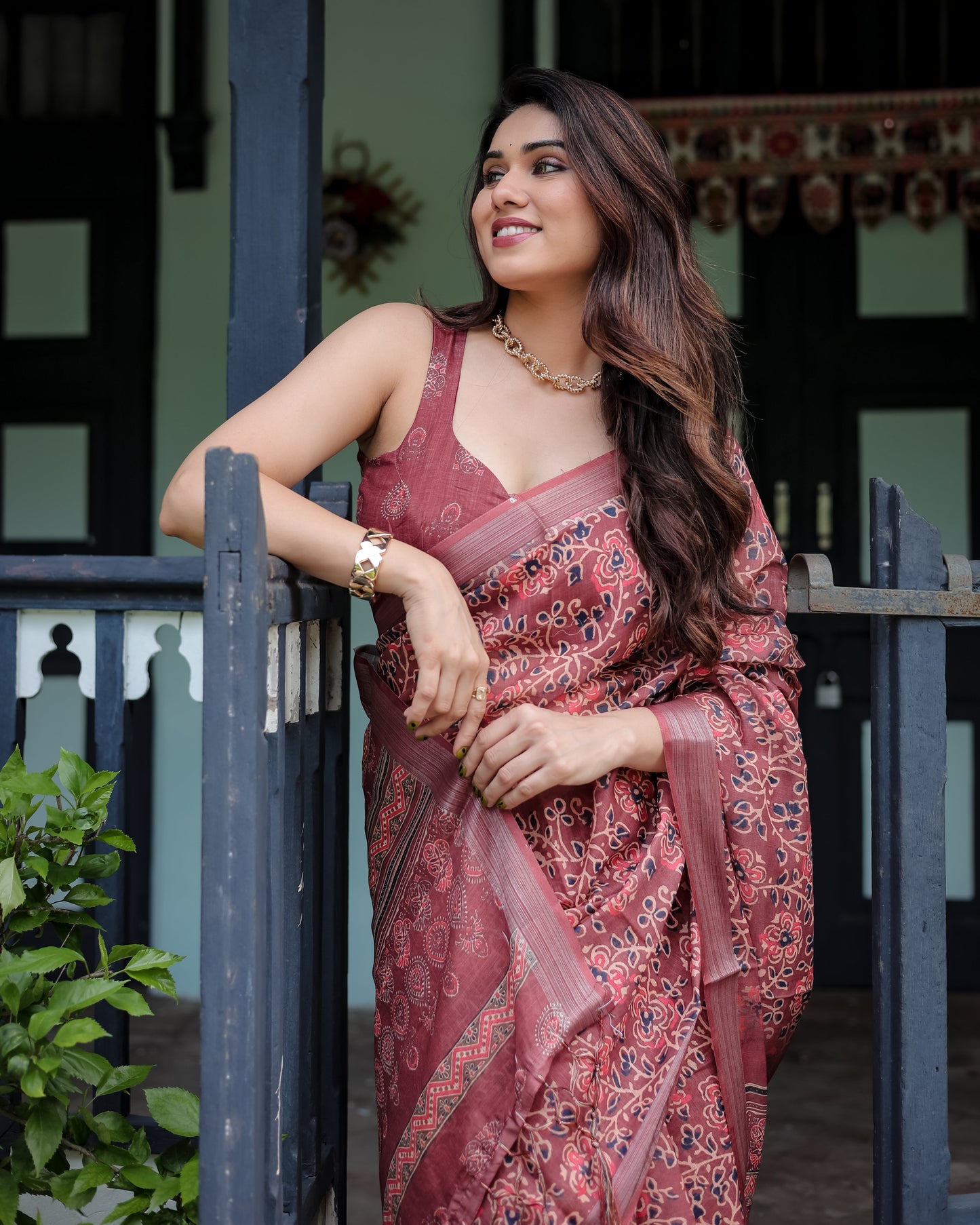 KASHVI PURE LINEN SAREE