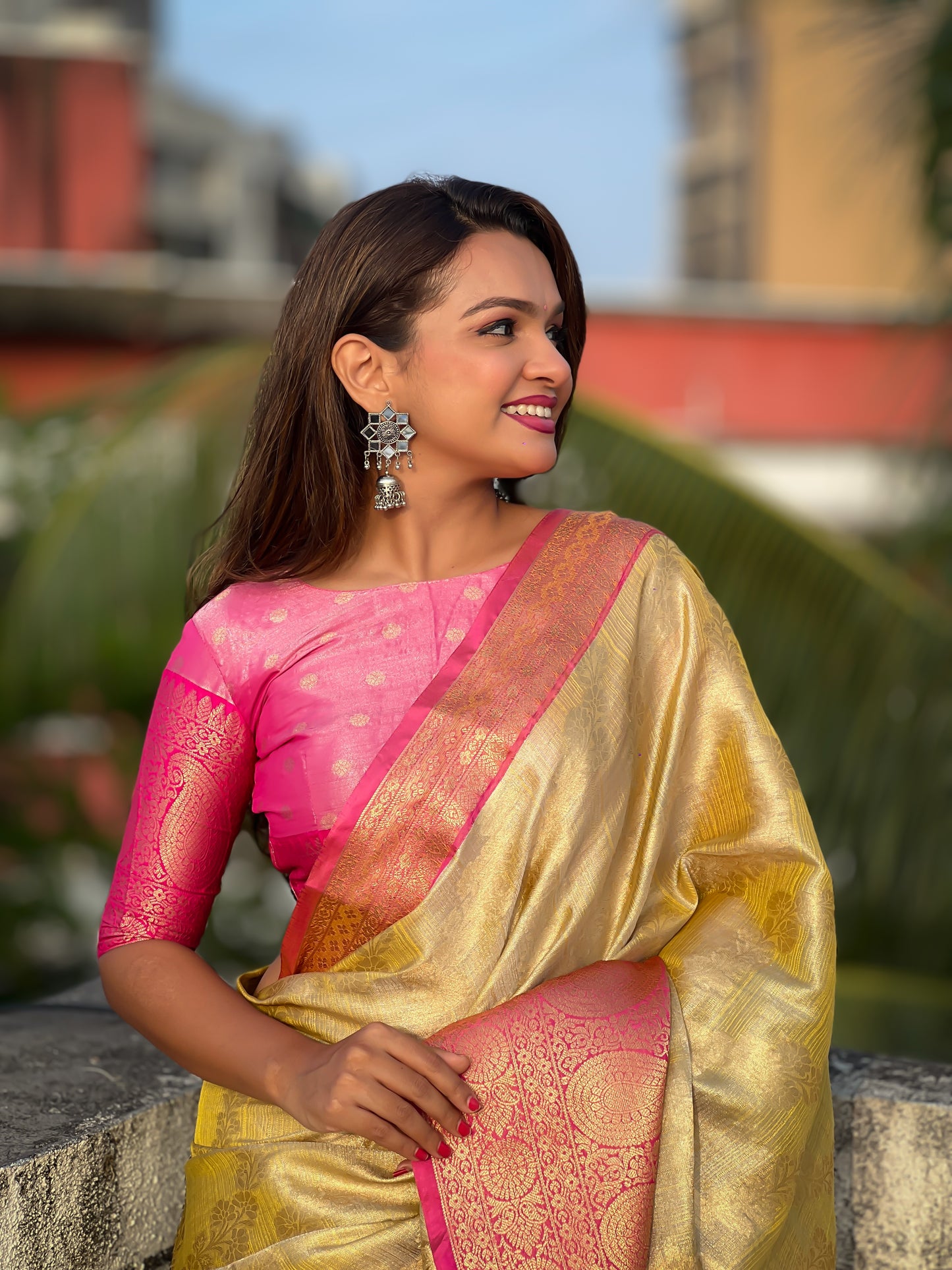 SAANVI TISSUE SILK SAREE