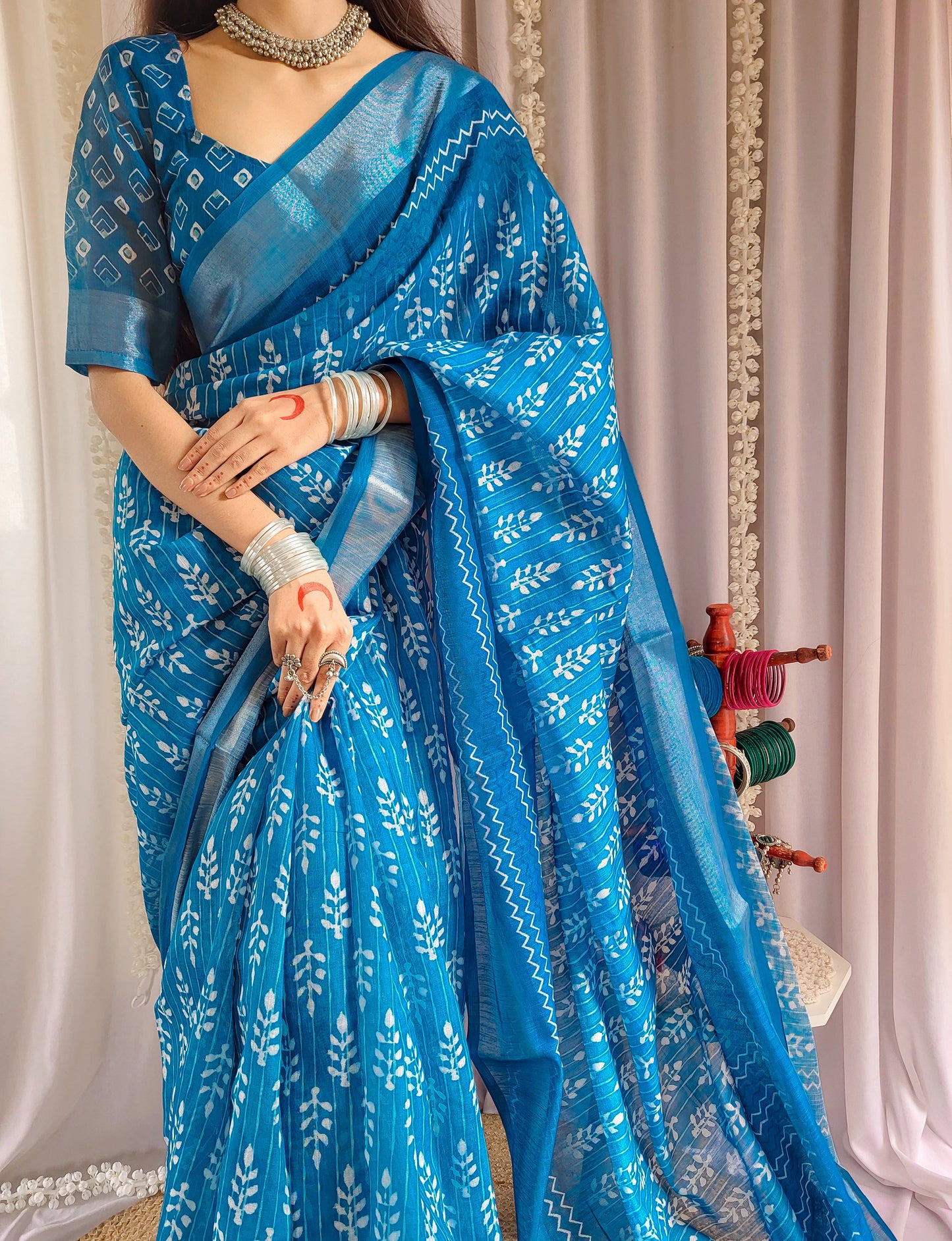 KASHVI PURE LINEN SAREE
