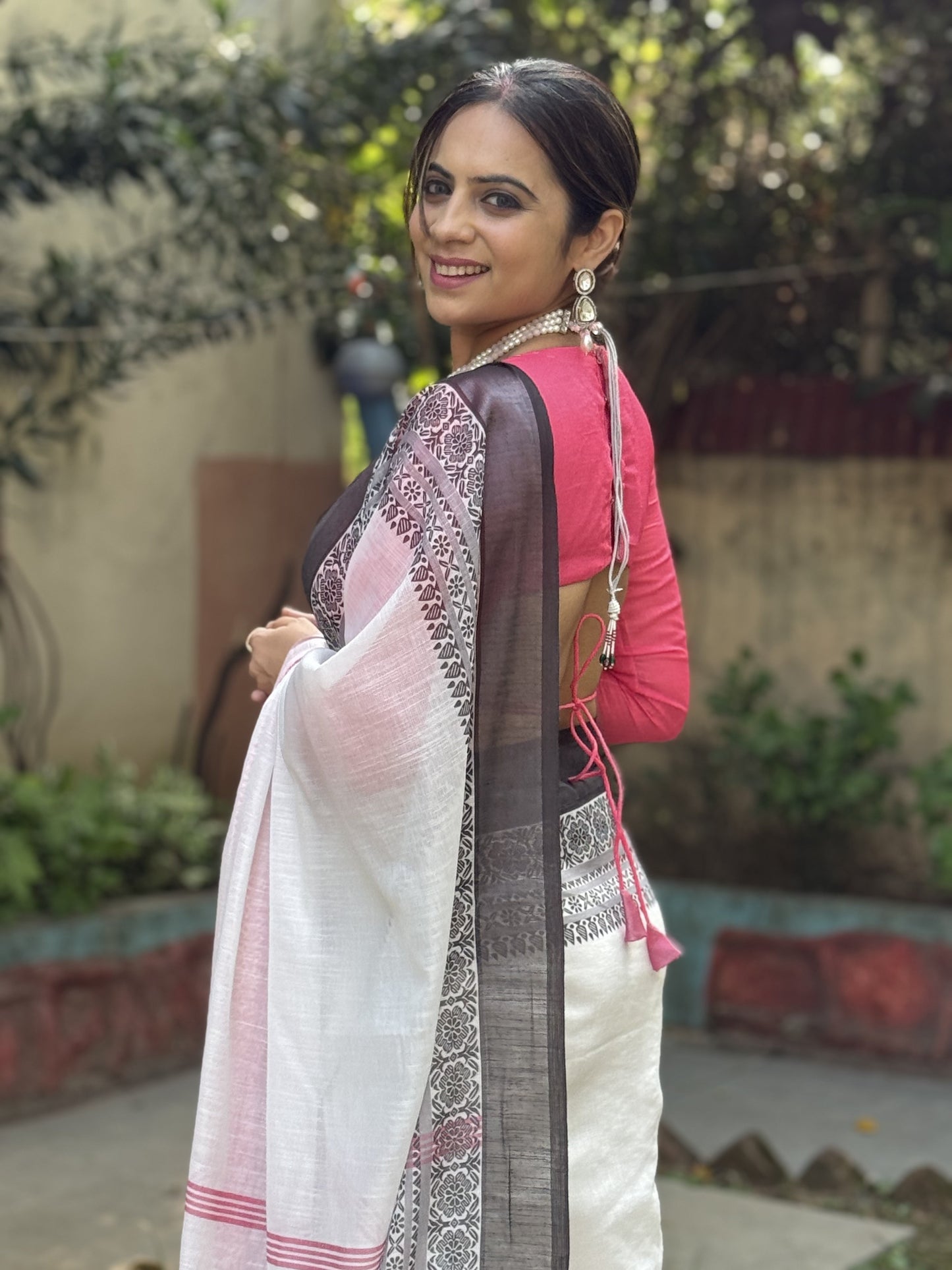 KASHVI PURE LINEN SAREE