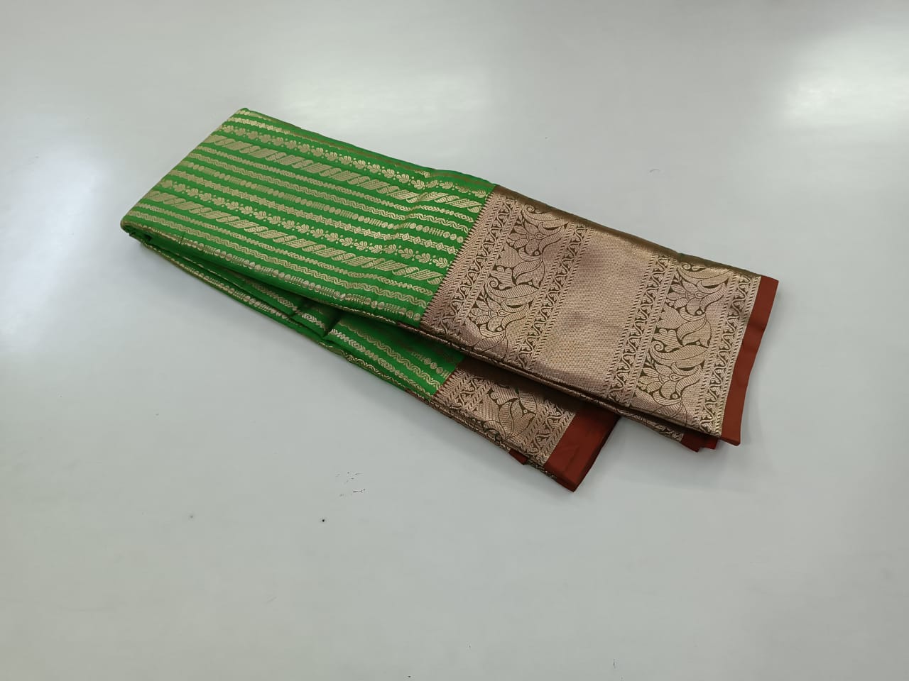 Kanjivaram Butta Saree