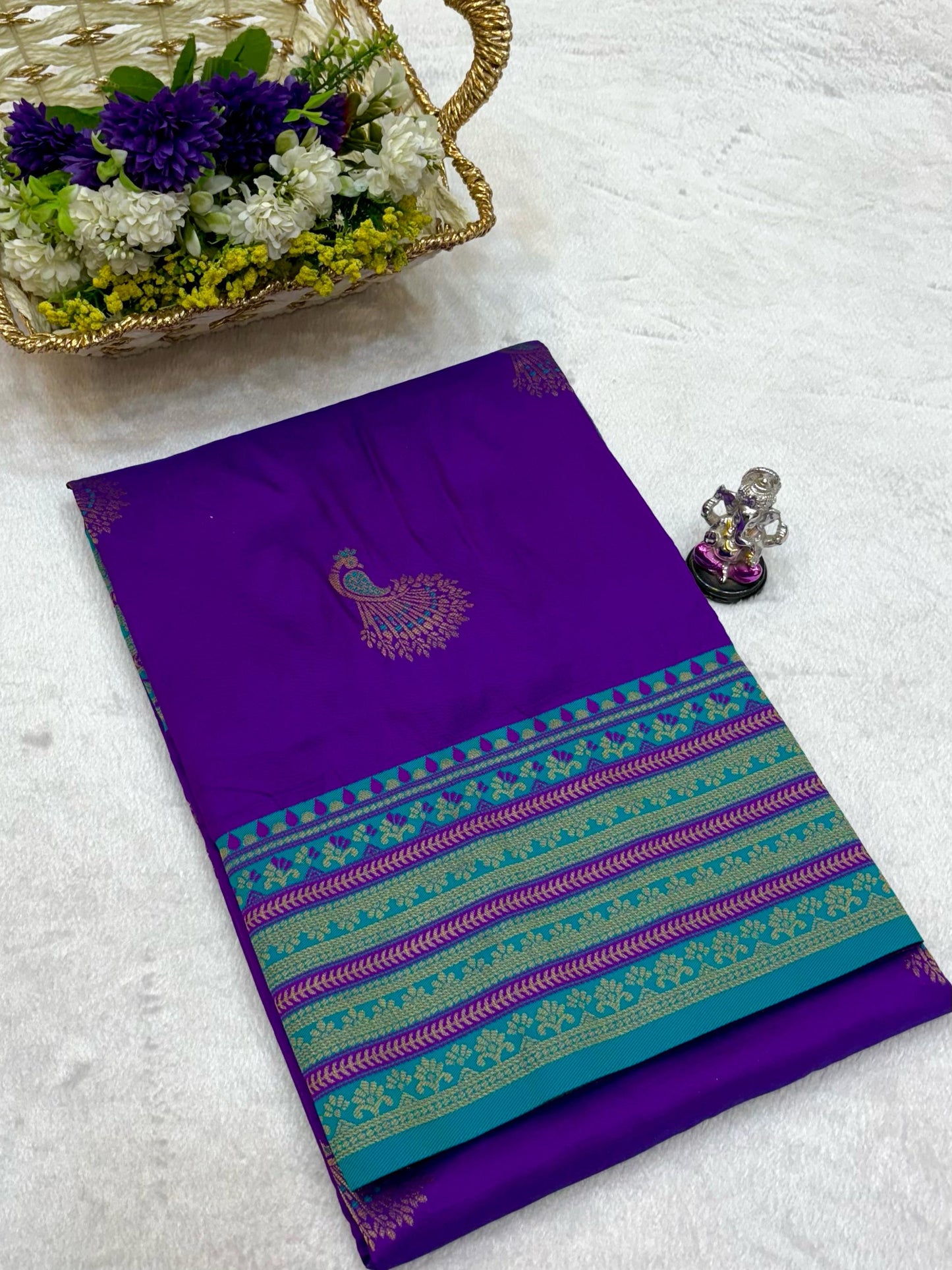PEACOCK PAITHANI
