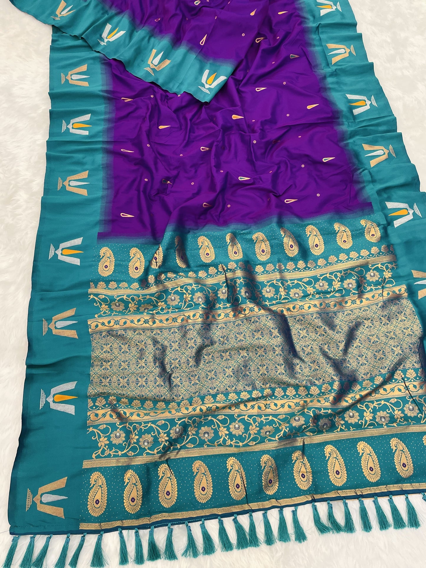 TILAK SAREE