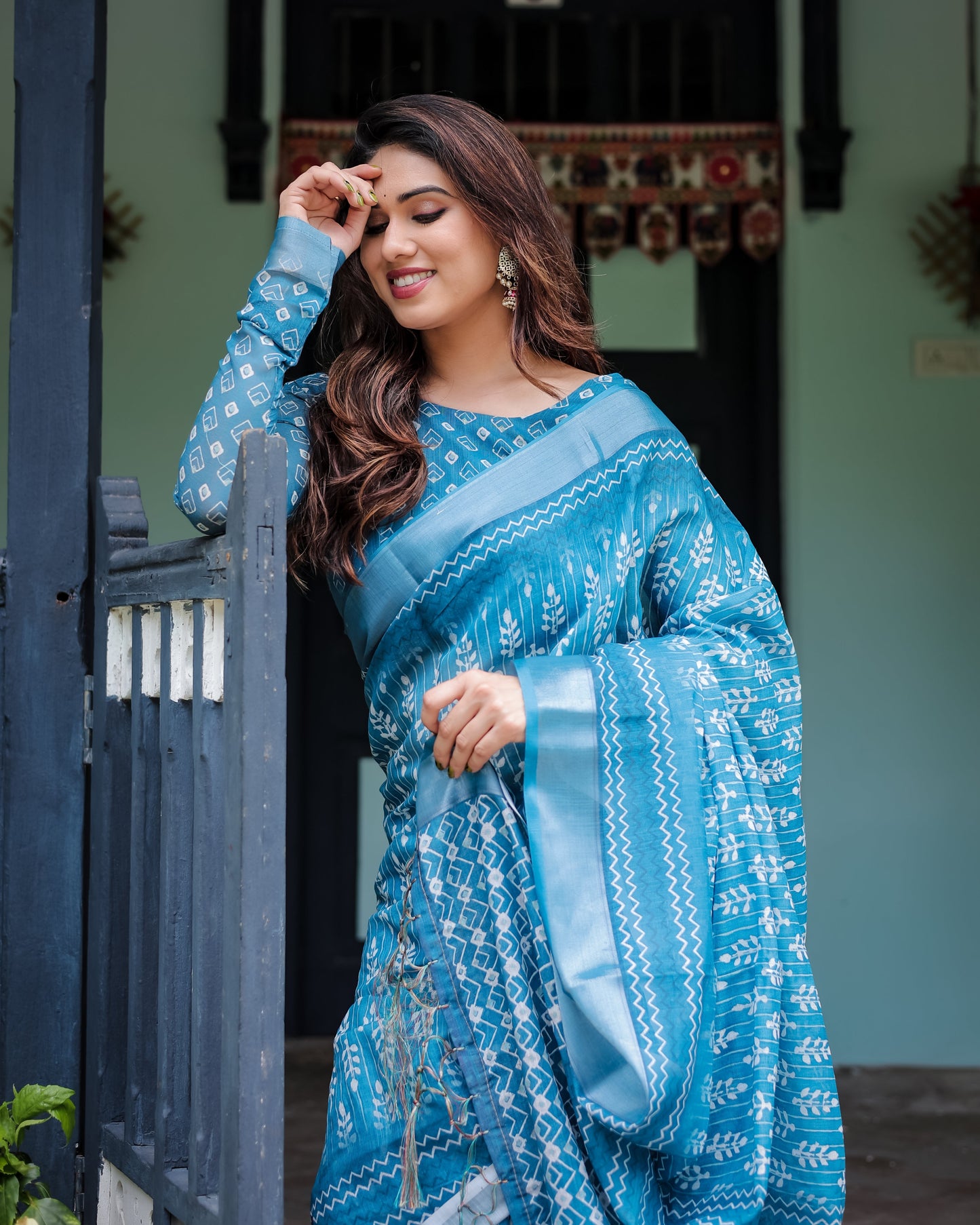 KASHVI PURE LINEN SAREE