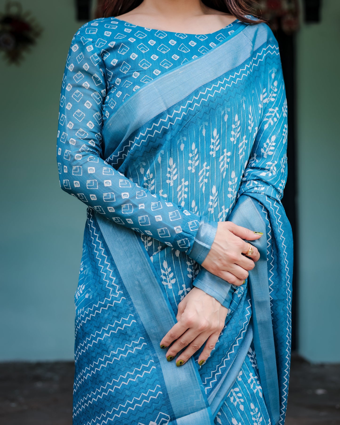 KASHVI PURE LINEN SAREE
