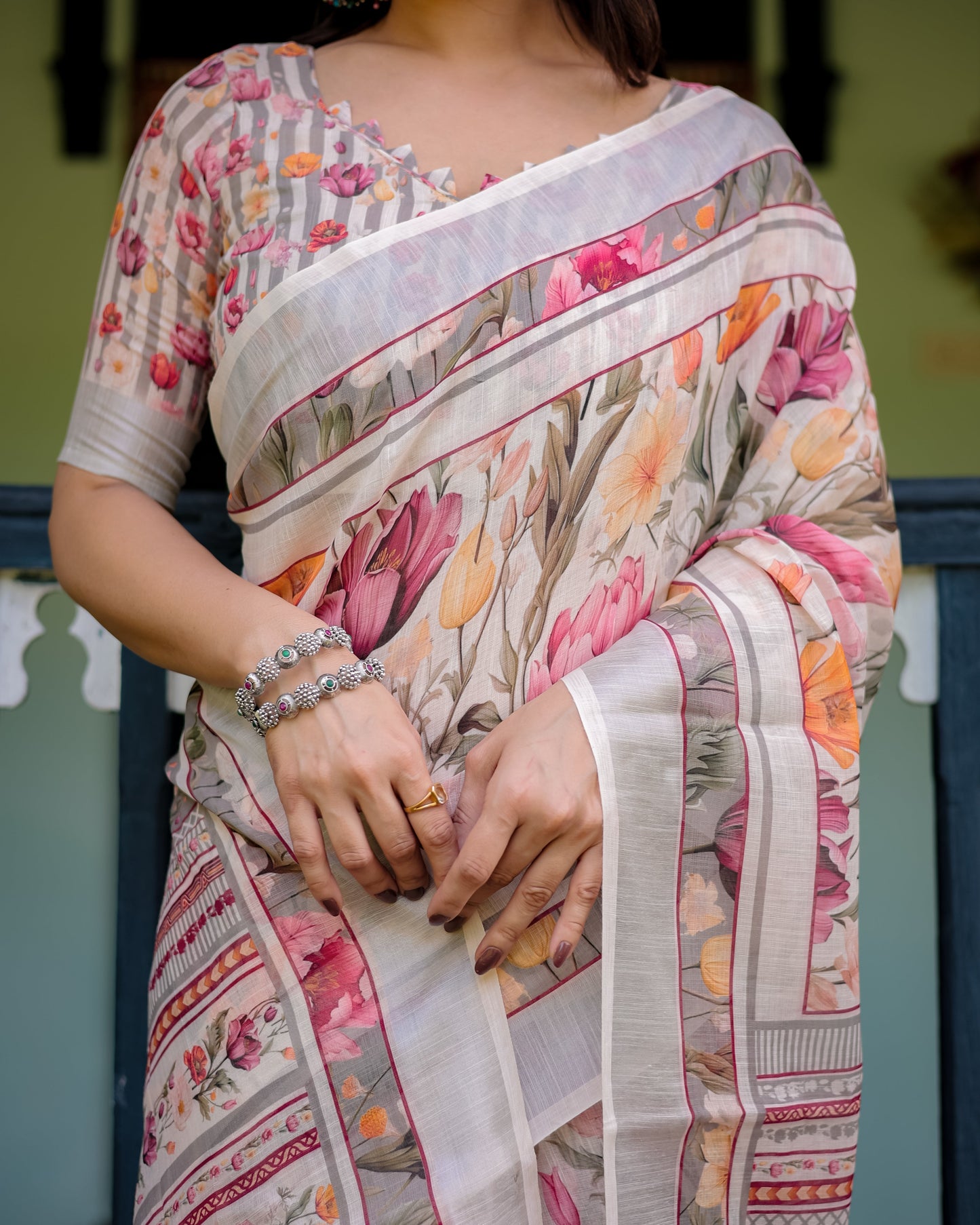 KASHVI PURE LINEN SAREE
