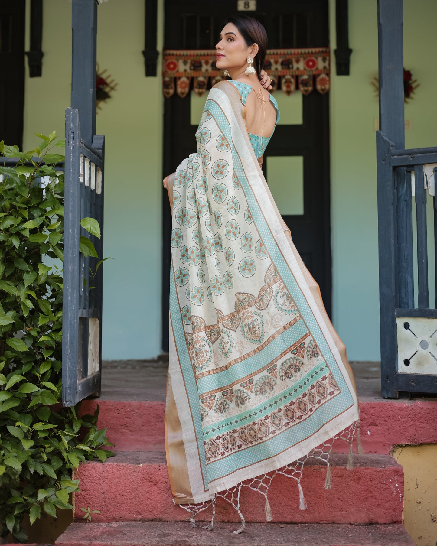KASHVI PURE LINEN SAREE