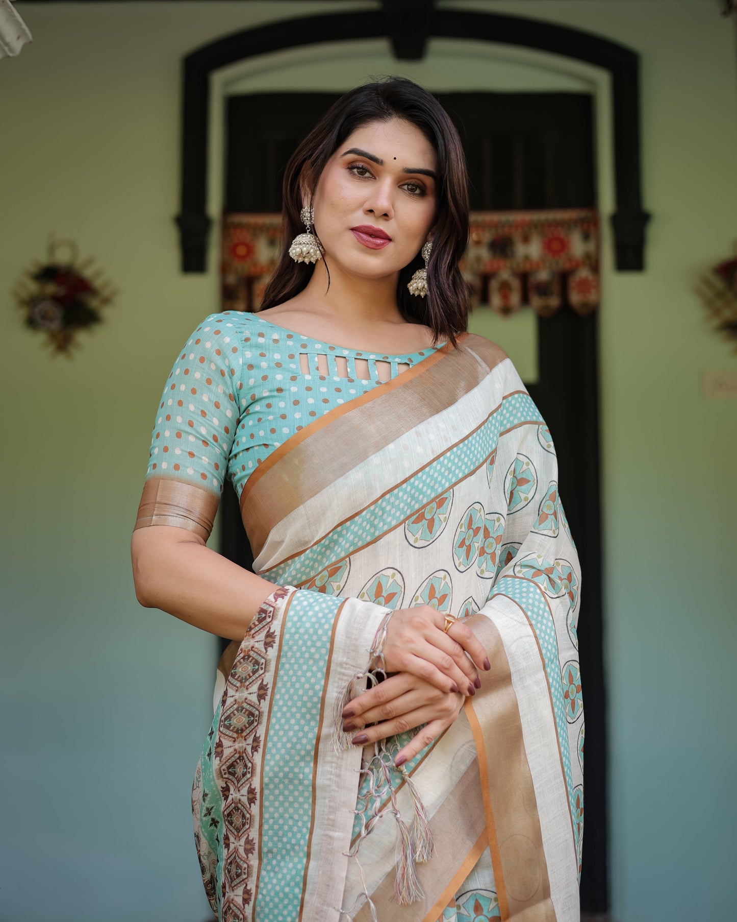 KASHVI PURE LINEN SAREE