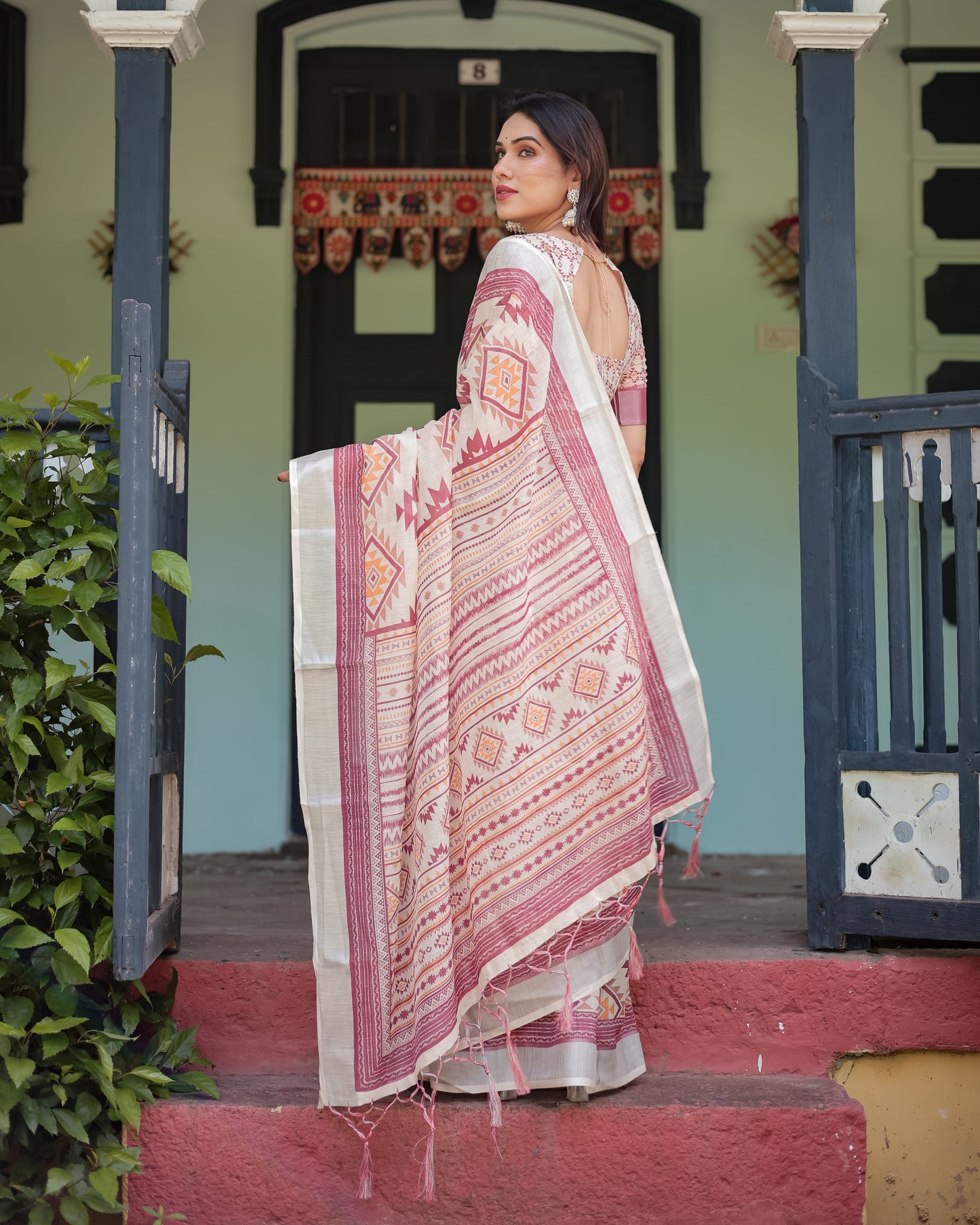KASHVI PURE LINEN SAREE