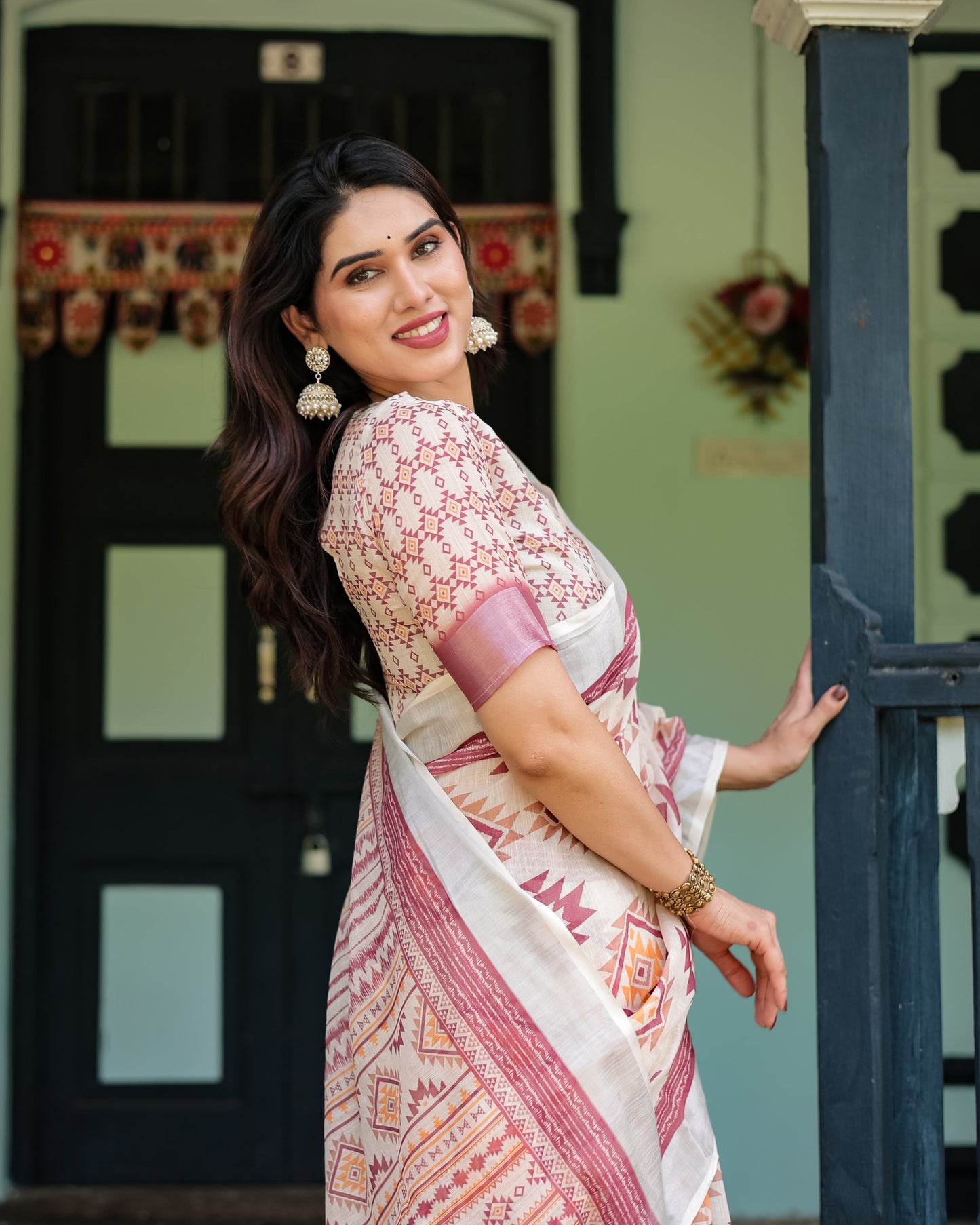 KASHVI PURE LINEN SAREE