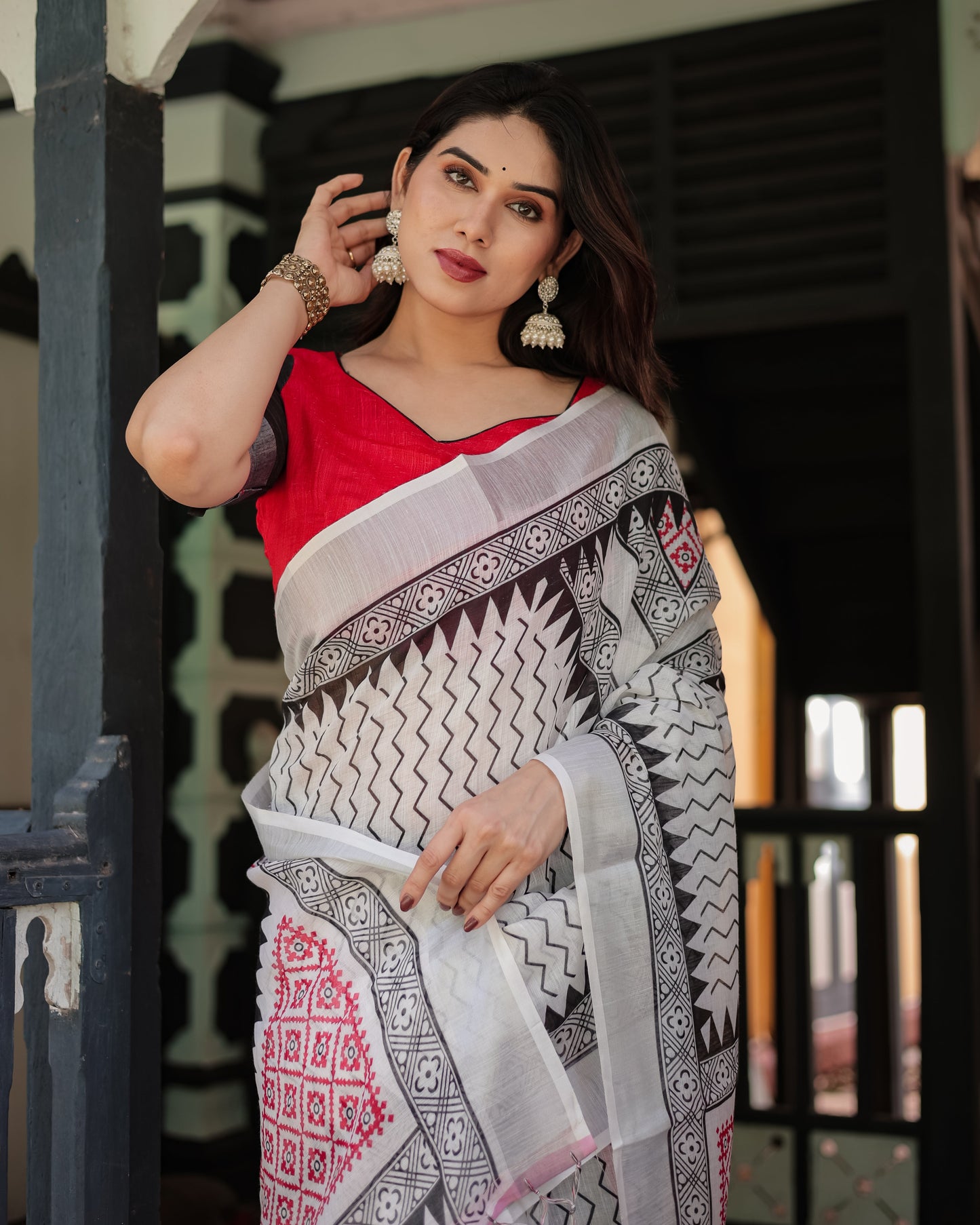 KASHVI PURE LINEN SAREE