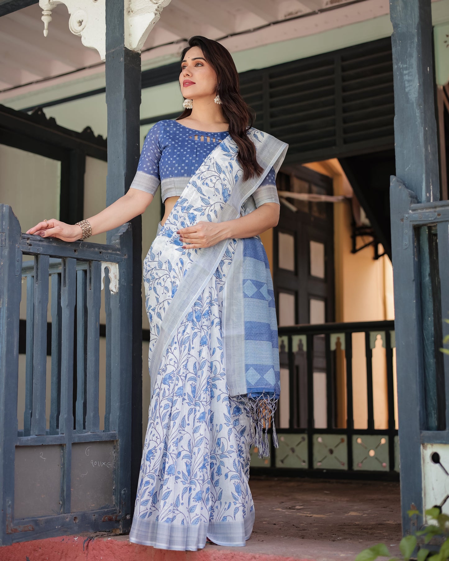 KASHVI PURE LINEN SAREE