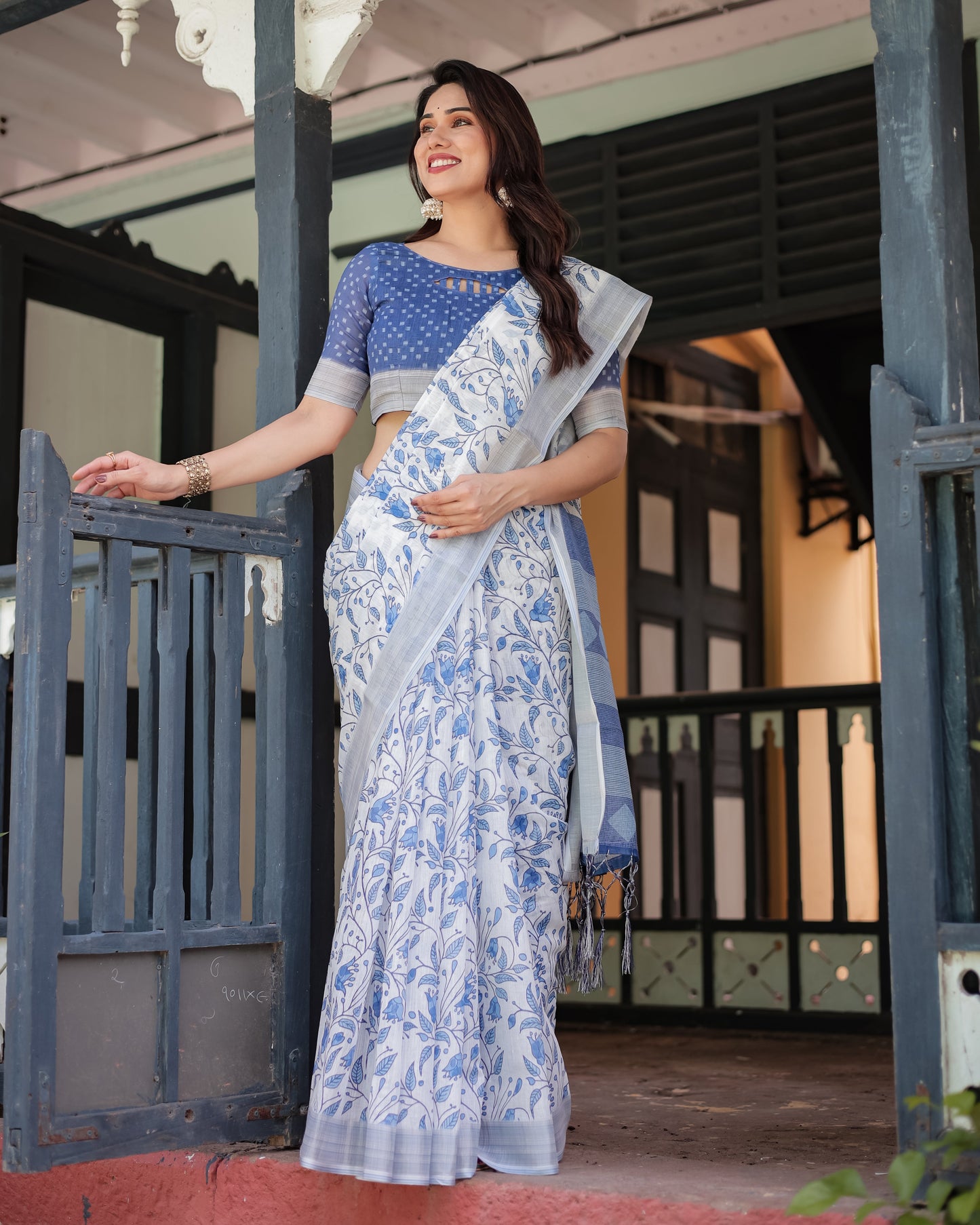 KASHVI PURE LINEN SAREE