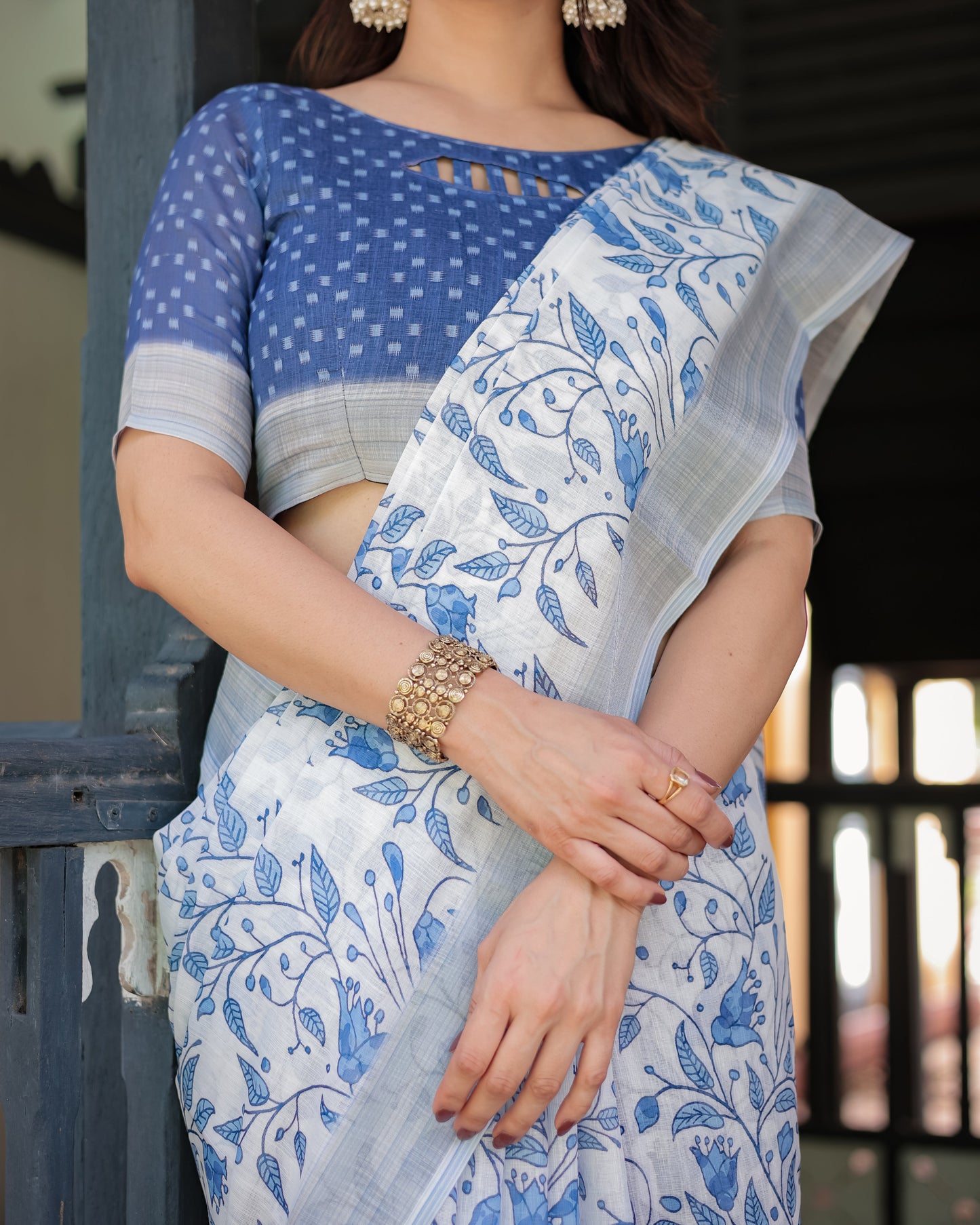KASHVI PURE LINEN SAREE
