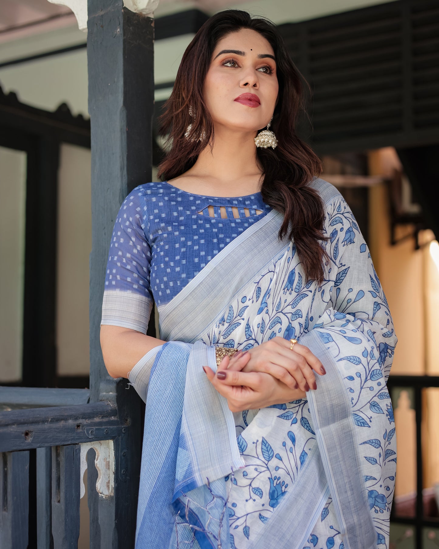 KASHVI PURE LINEN SAREE
