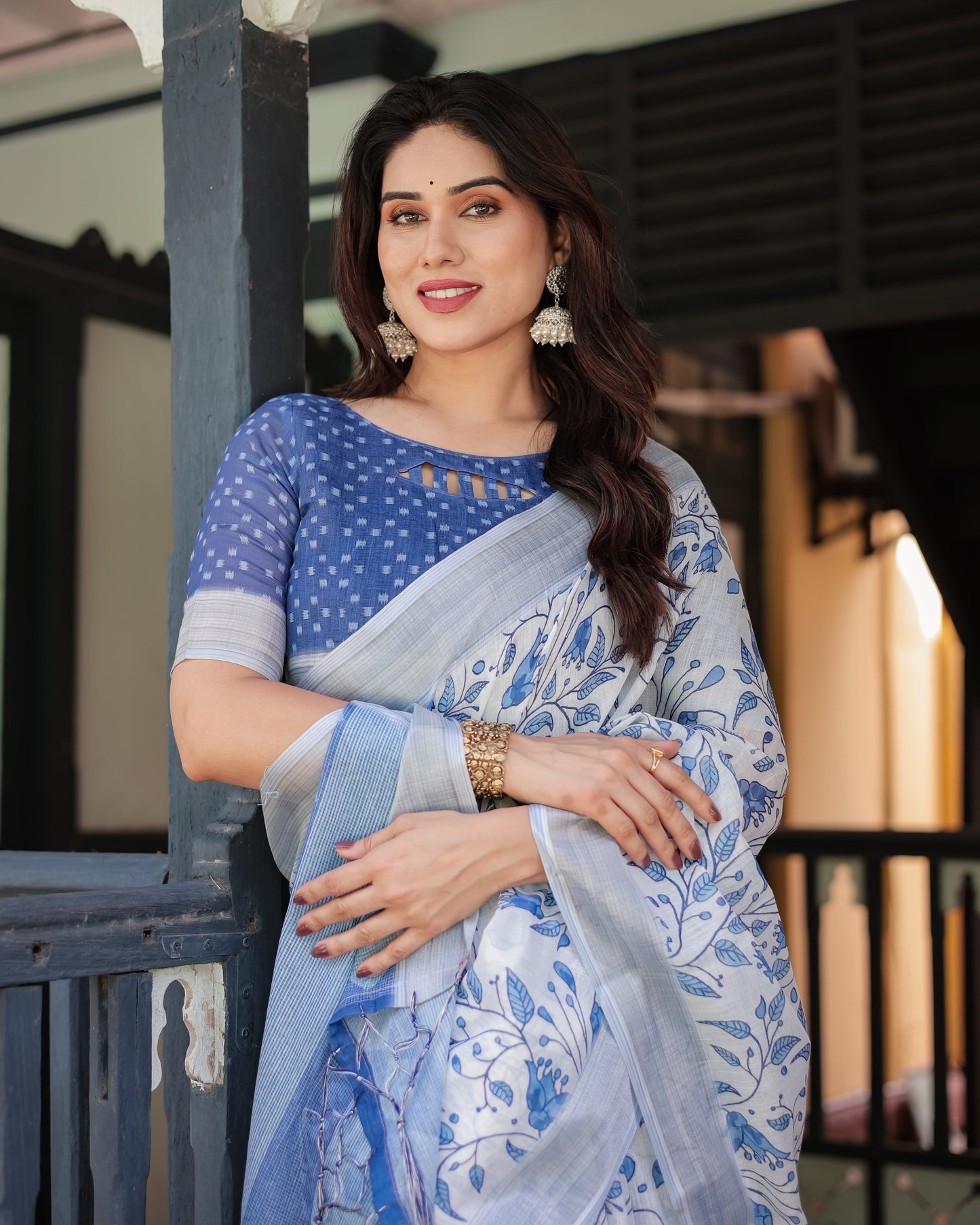 KASHVI PURE LINEN SAREE